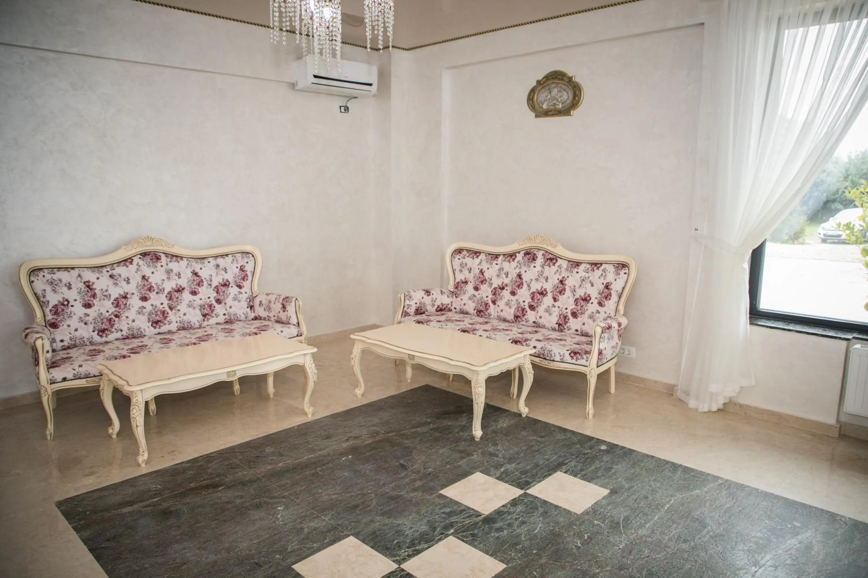 Almar Lake View Boutique H Adults Only