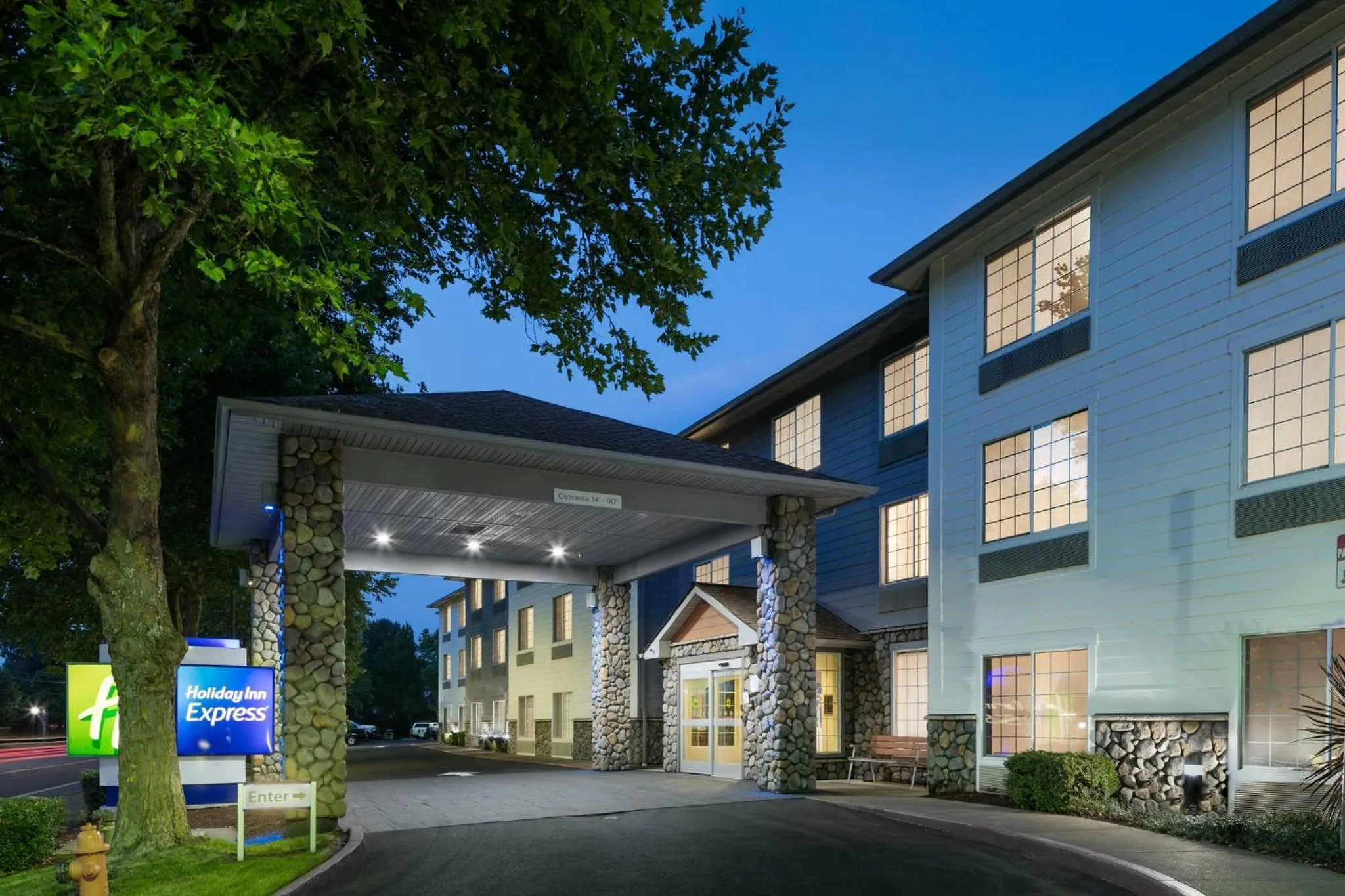 Property building in Holiday Inn Express Corvallis-On the River by IHG
