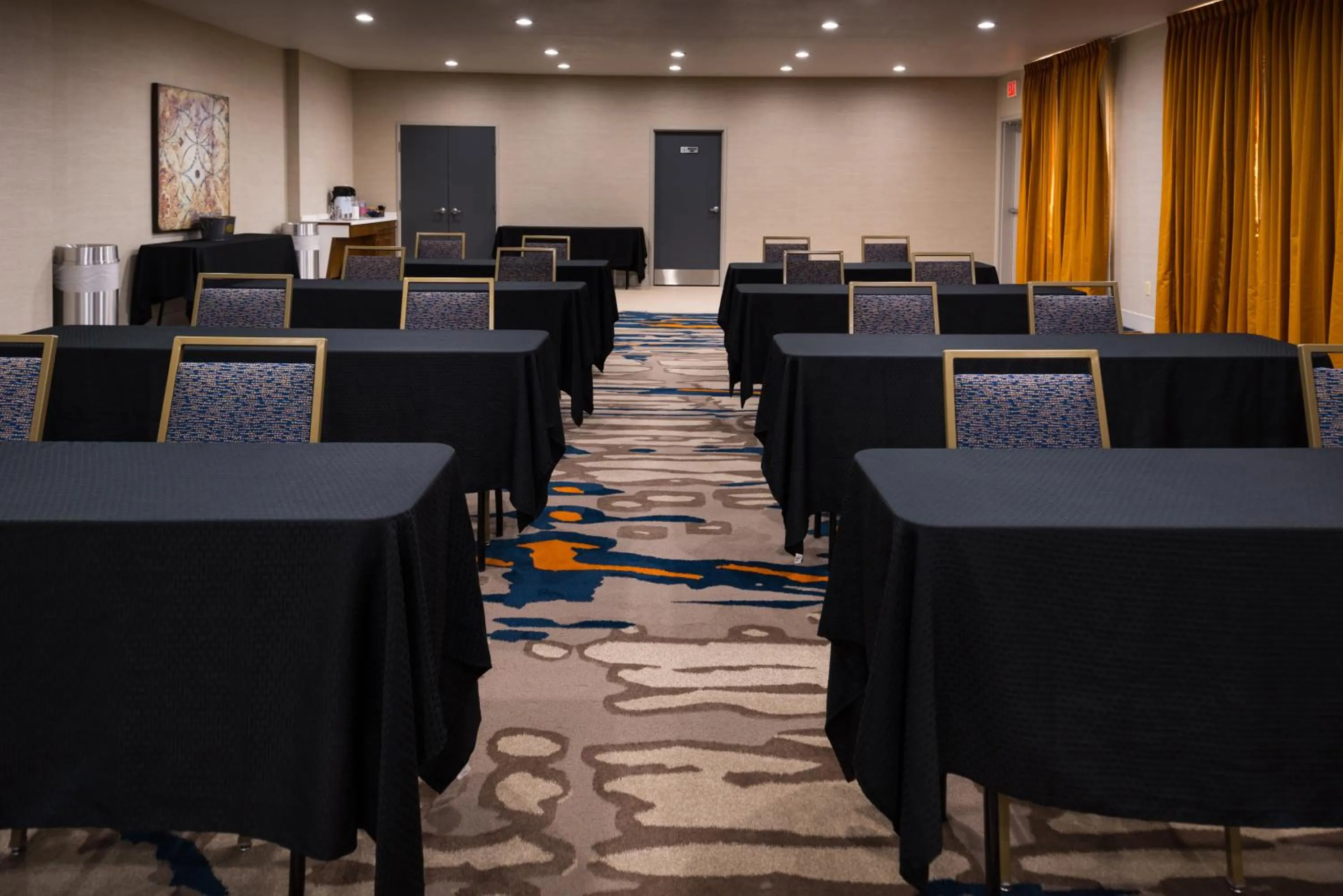 Meeting/conference room in Holiday Inn Express & Suites Alamogordo Highway 54/70 by IHG