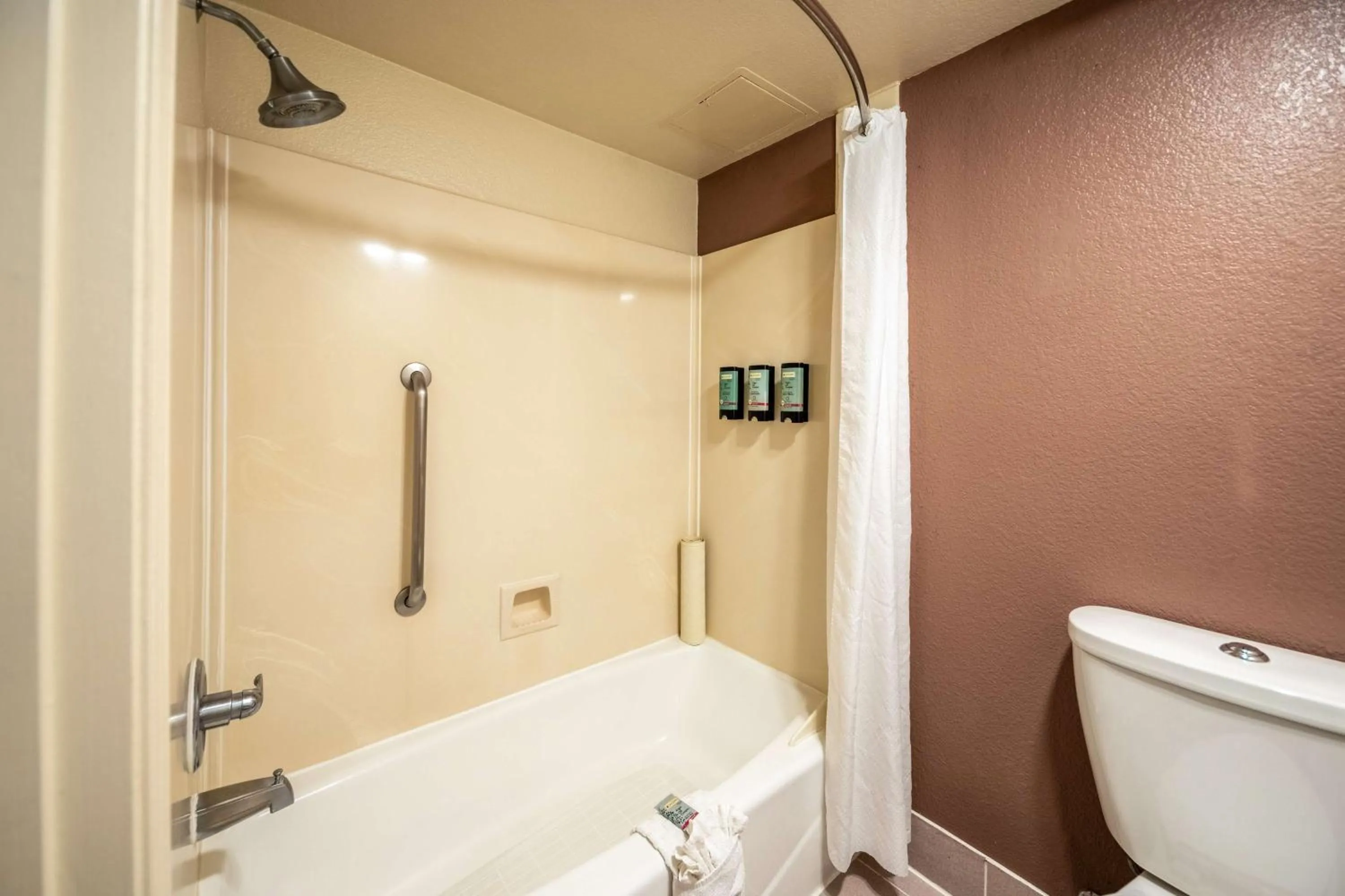 Bathroom in SureStayPlus Hotel by Best Western San Jose Central City