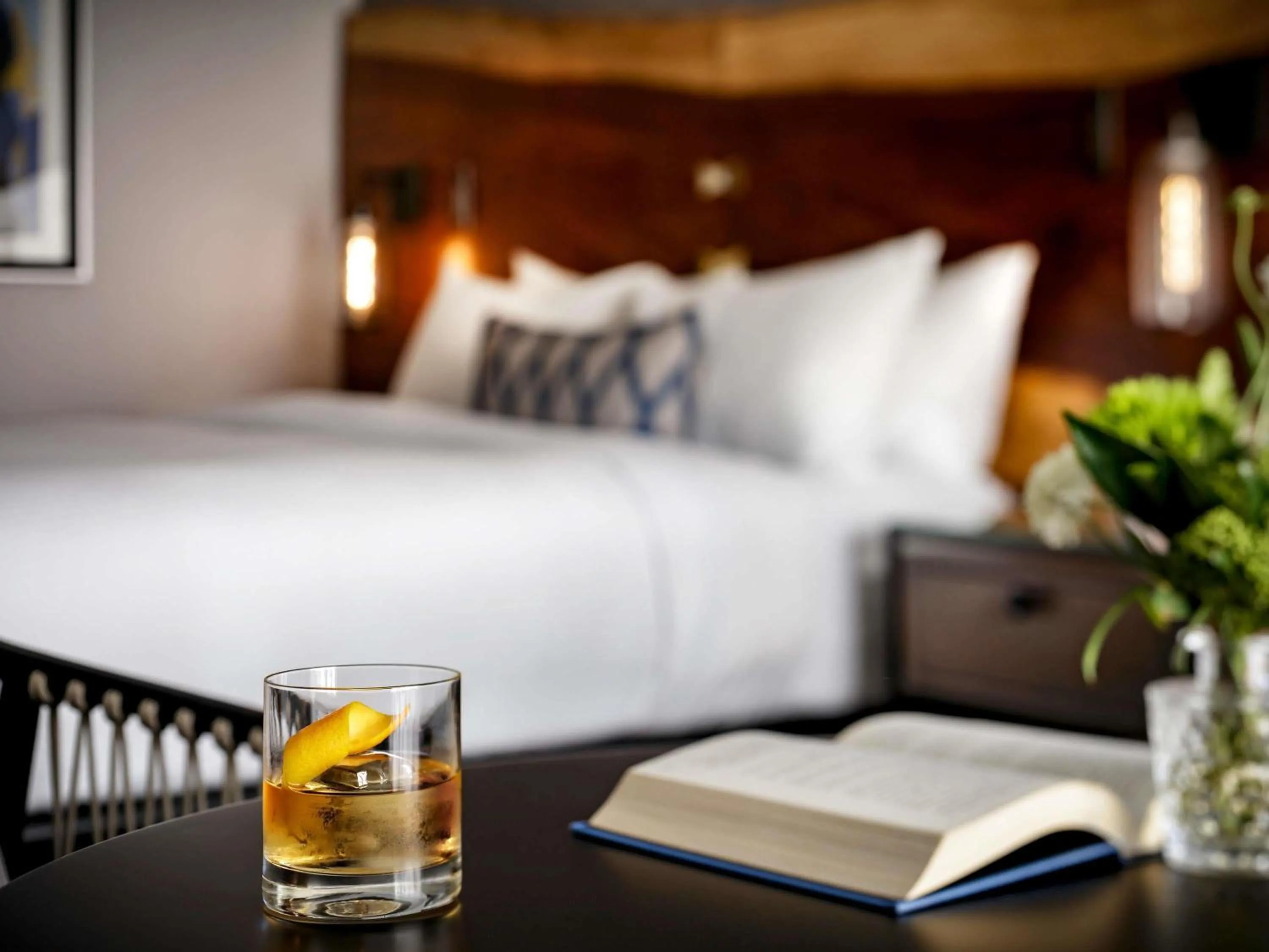 Bedroom, Bed in Fairmont Chateau Whistler