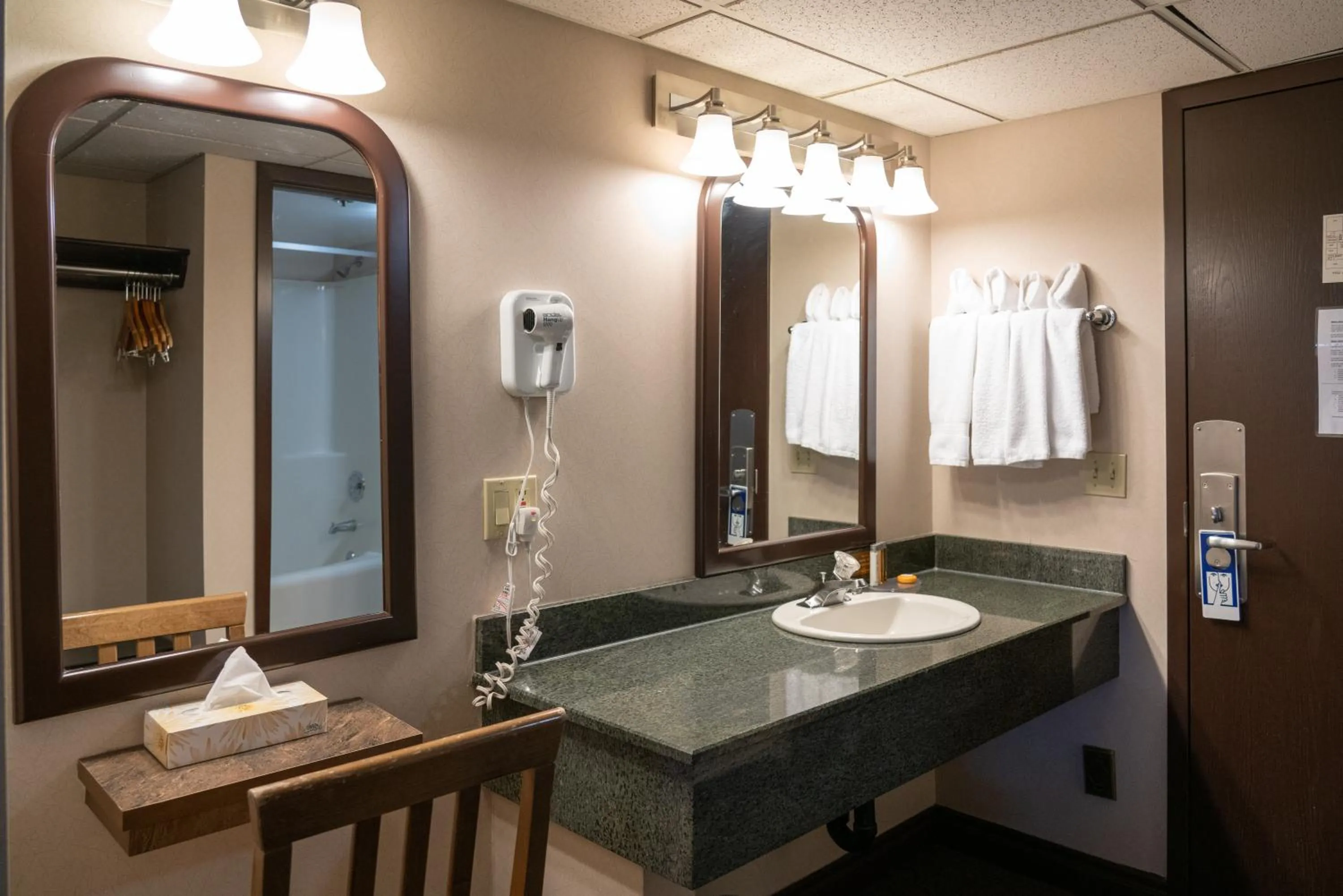 Bathroom in The Rundlestone Lodge
