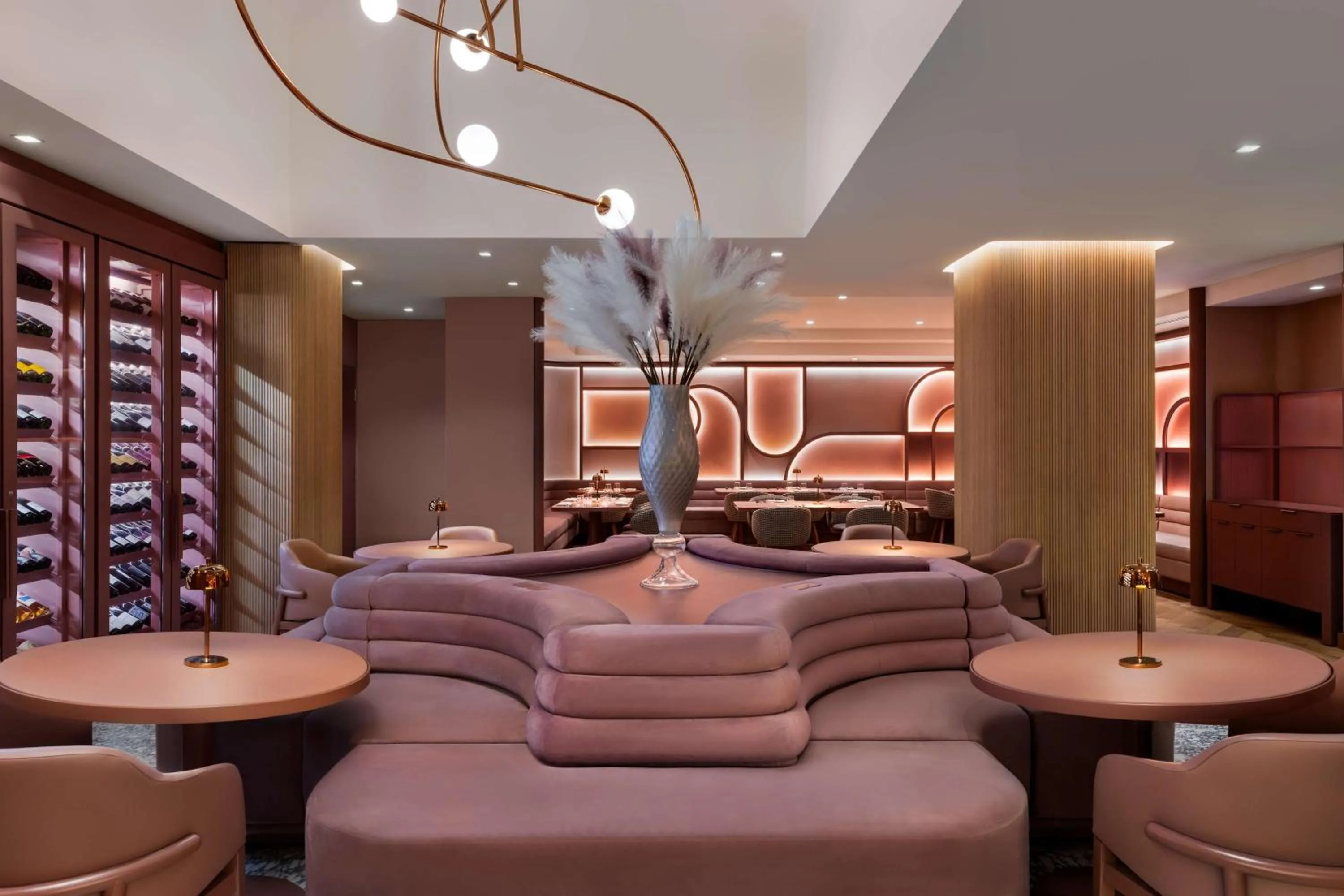 Restaurant/places to eat in Revery Toronto Downtown, Curio Collection by Hilton