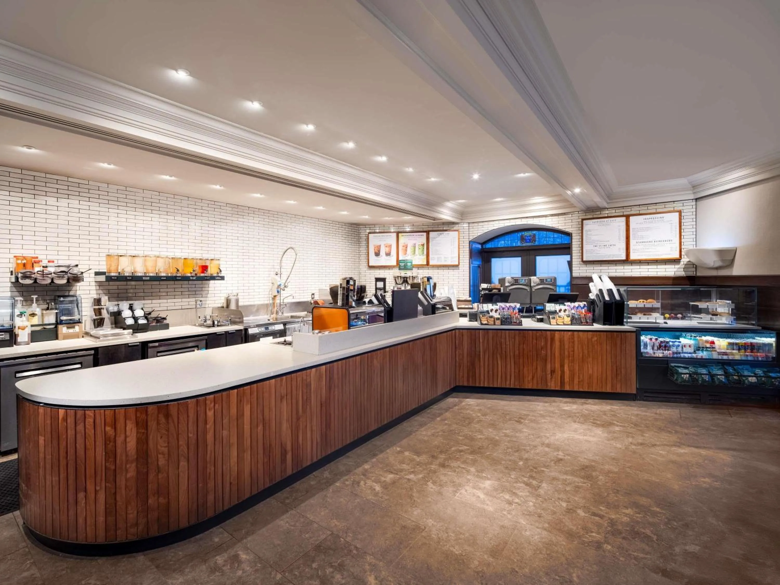 Restaurant/places to eat in Fairmont Le Chateau Frontenac