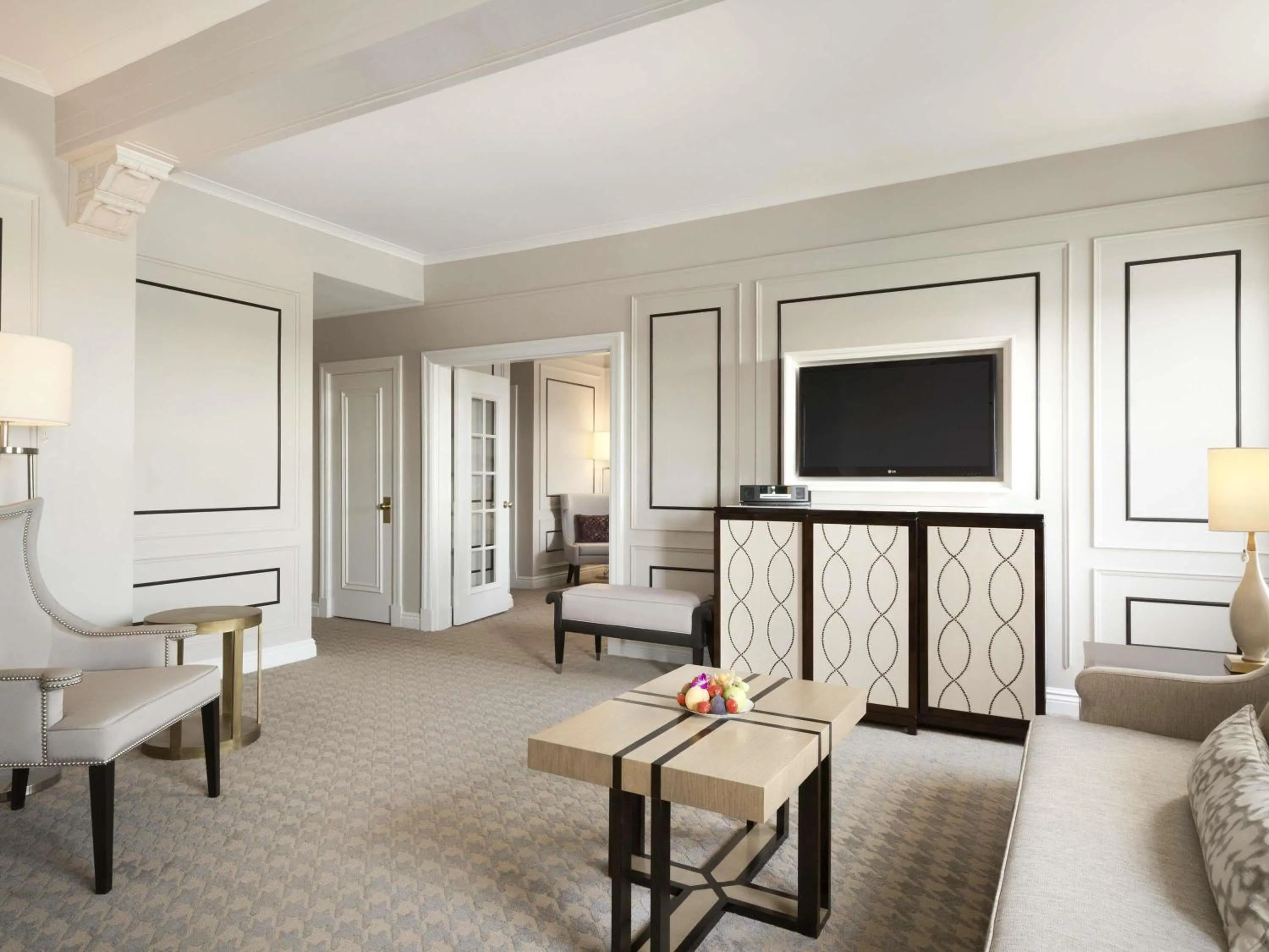 Bedroom in Fairmont Le Chateau Frontenac