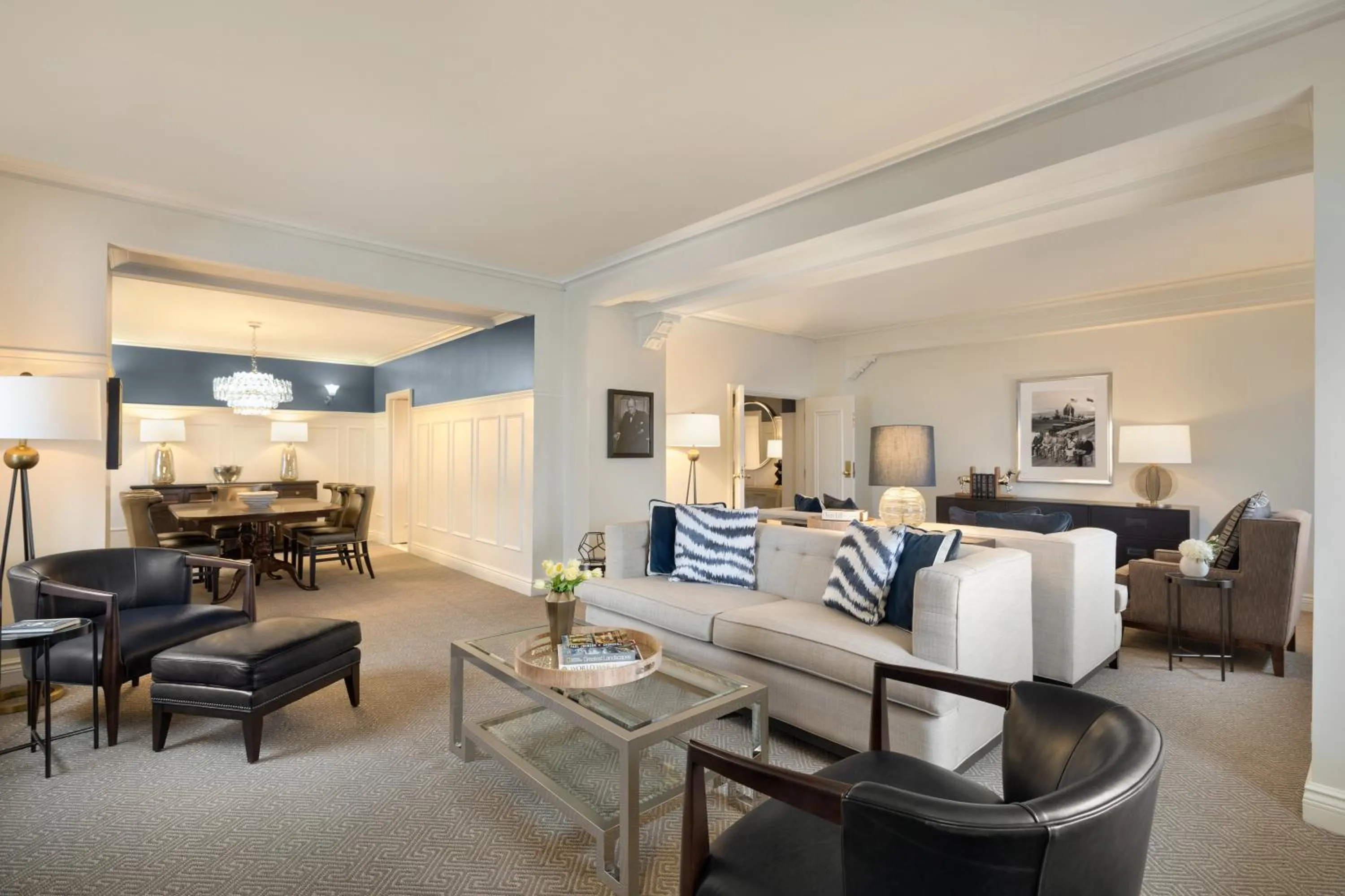 Living room in Fairmont Le Chateau Frontenac