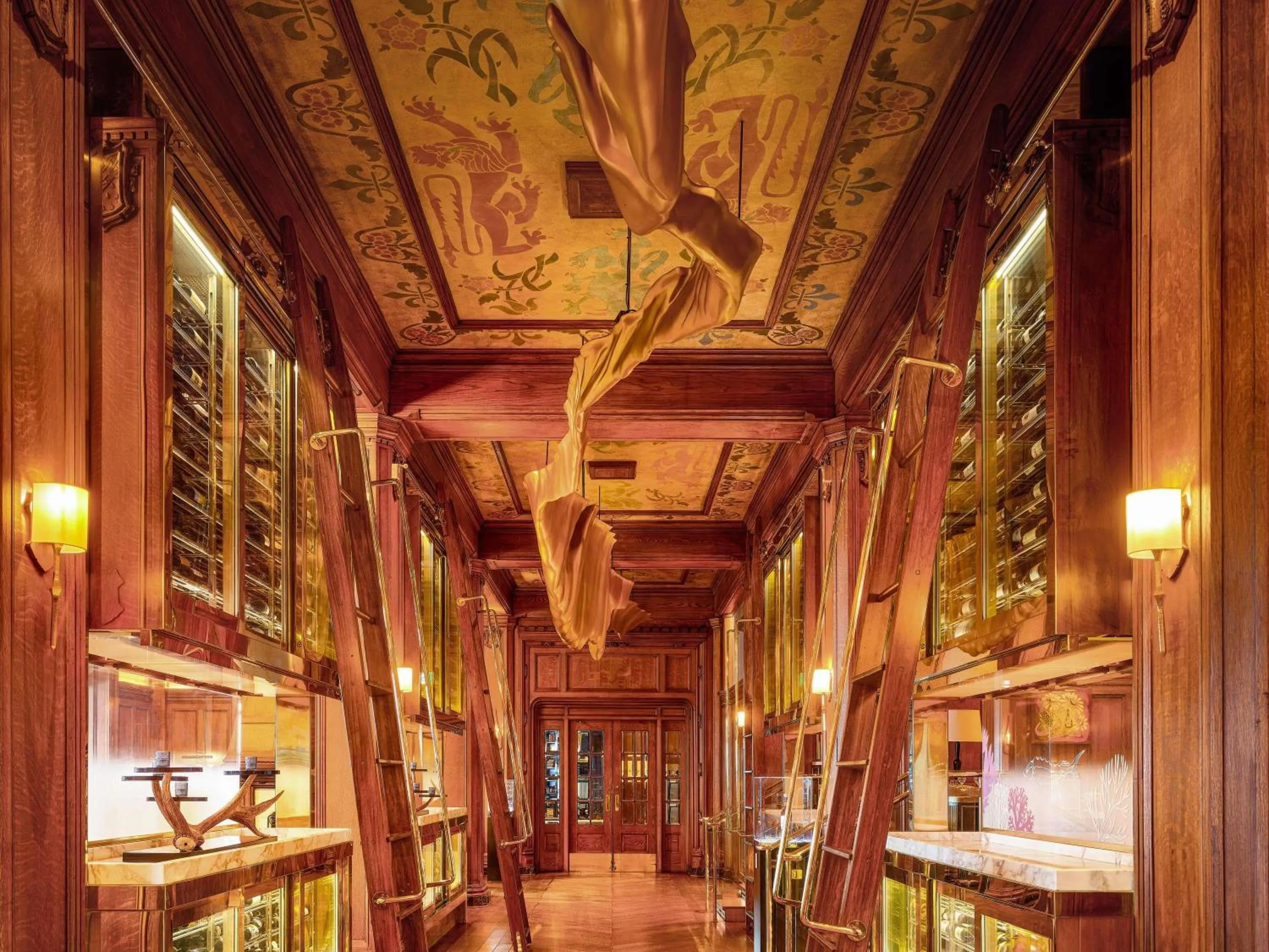 Restaurant/places to eat in Fairmont Le Chateau Frontenac