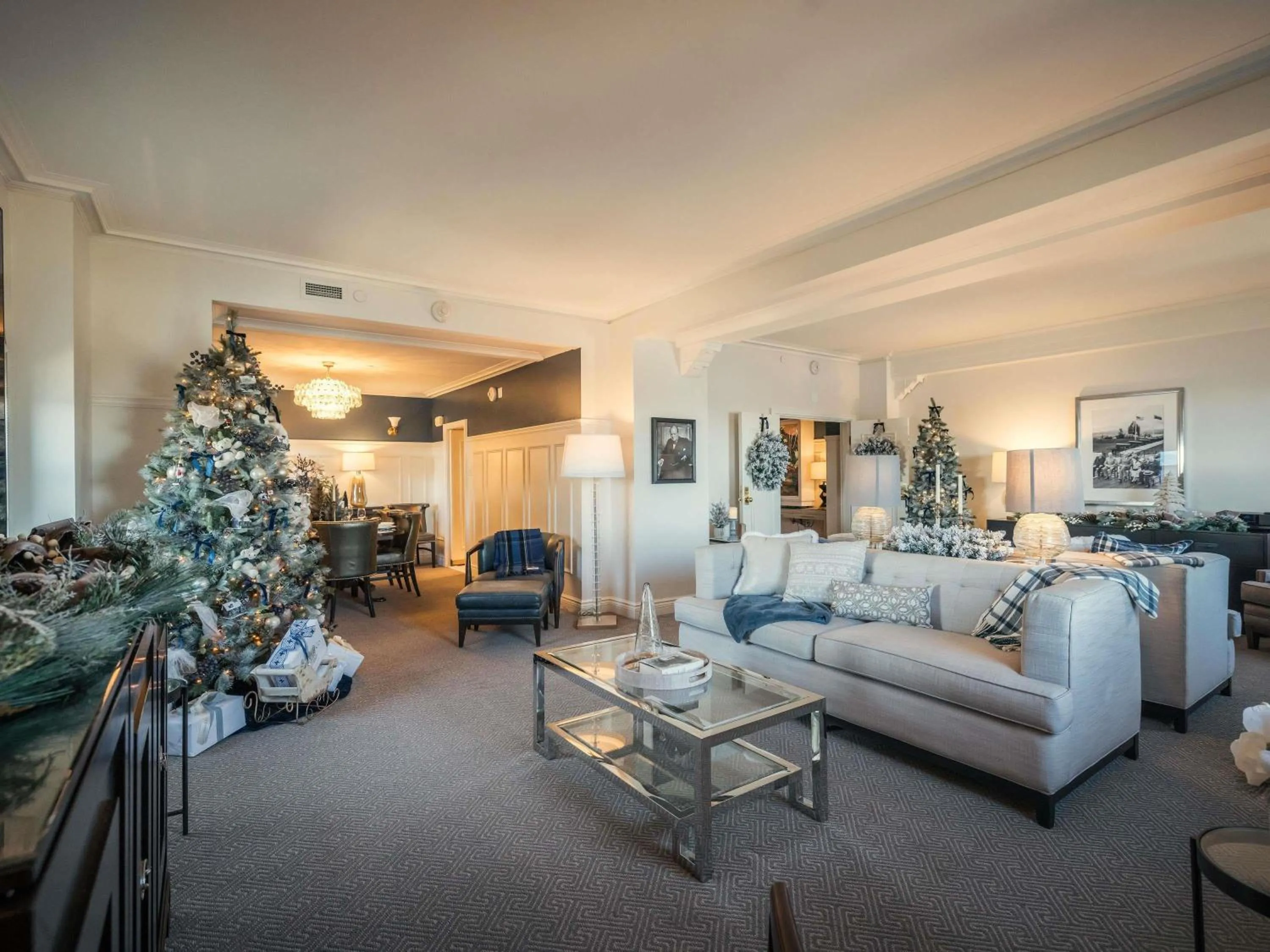 Bedroom in Fairmont Le Chateau Frontenac