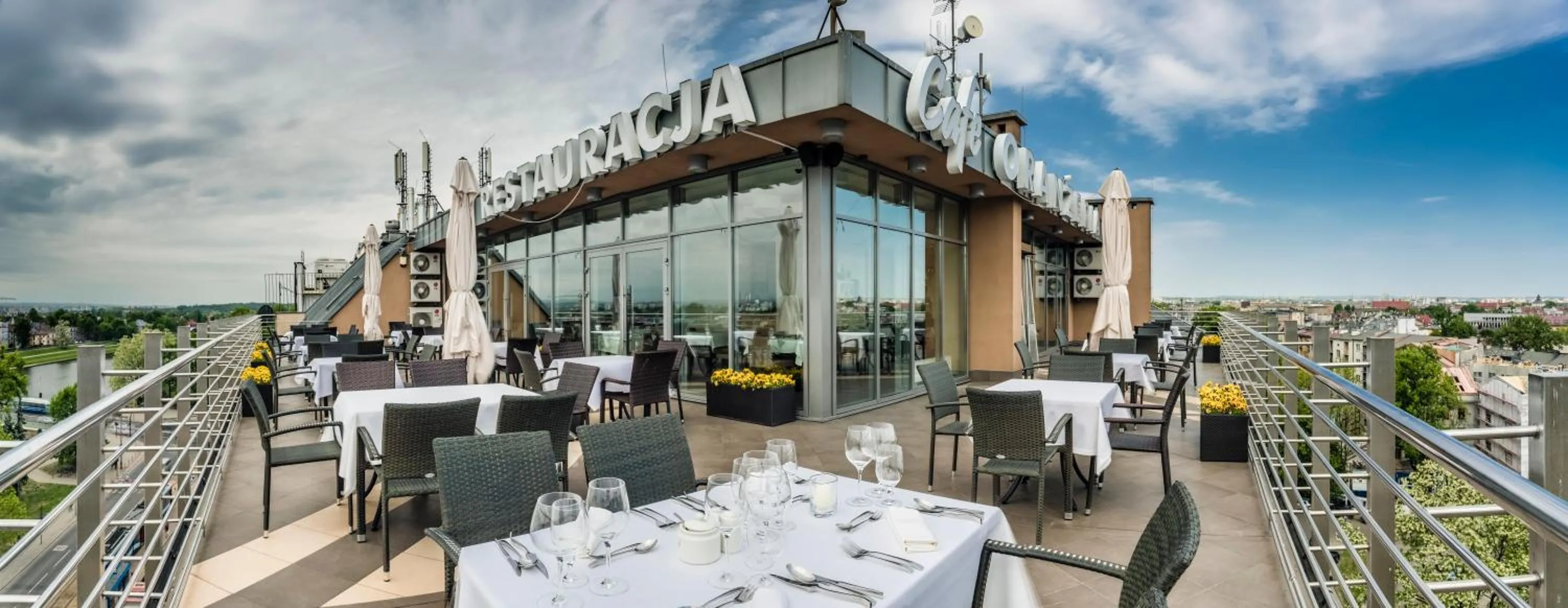 Restaurant/places to eat in Hotel Kossak