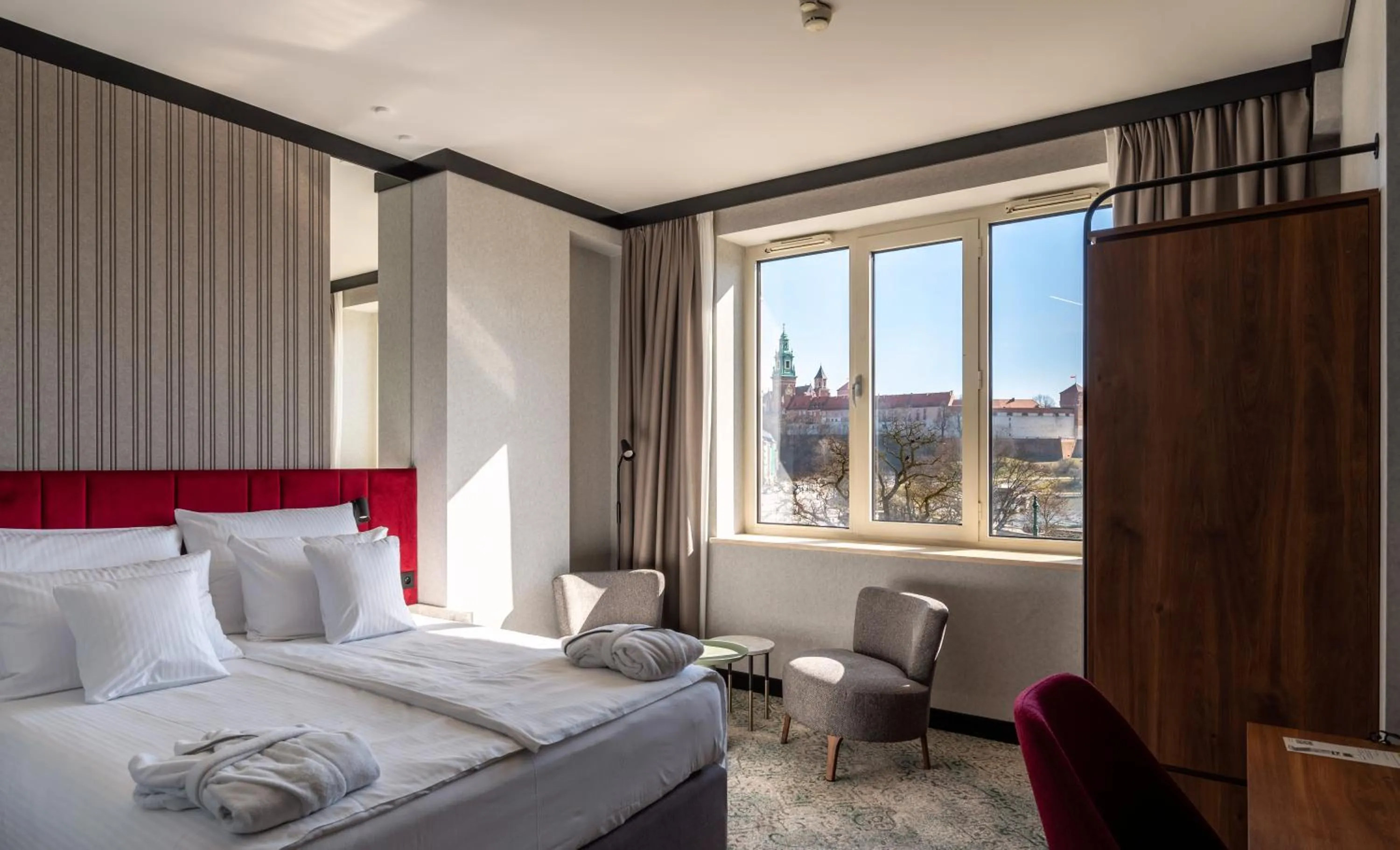 View (from property/room), Bed in Hotel Kossak
