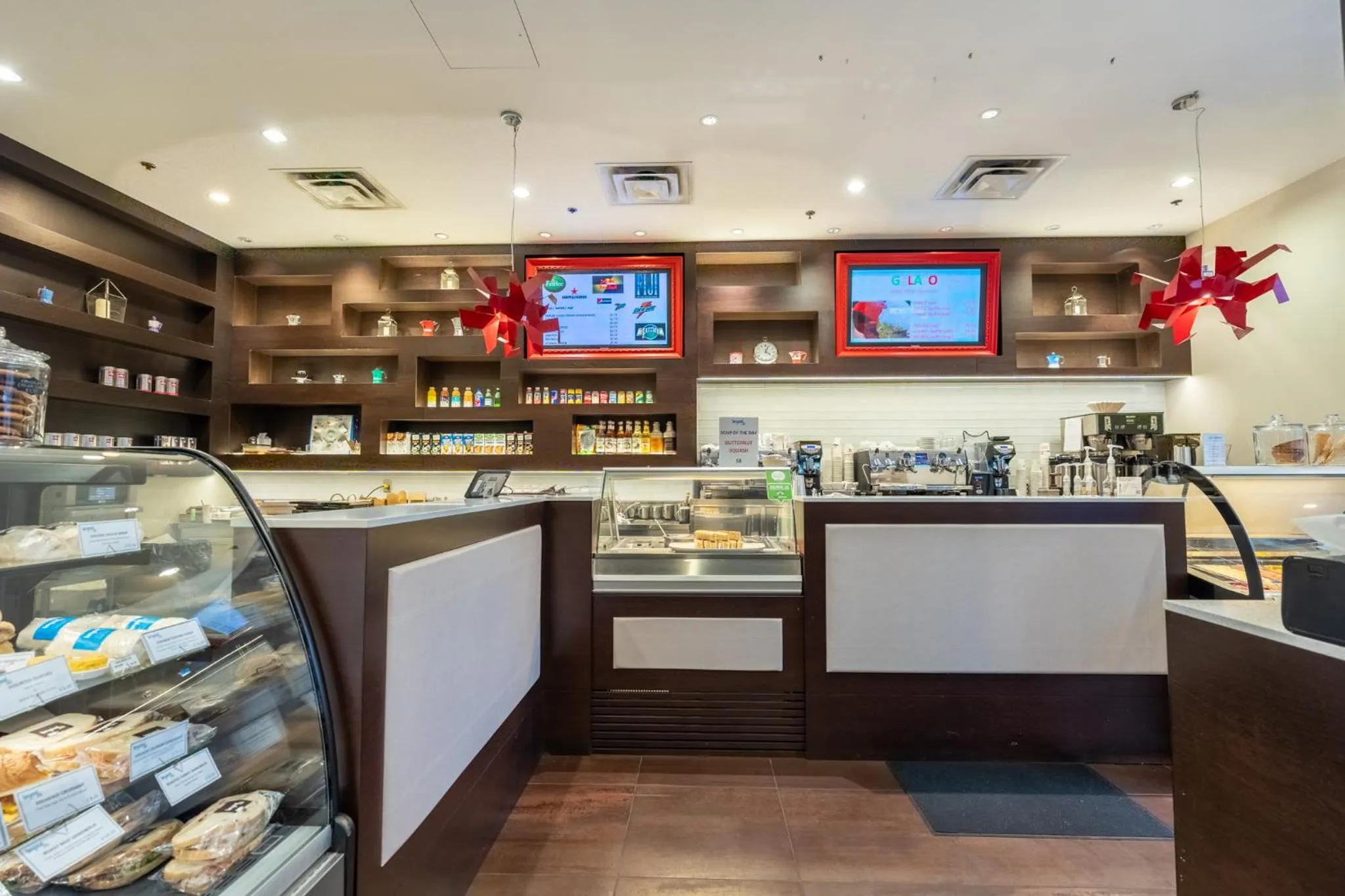 Restaurant/places to eat in Century Plaza Hotel