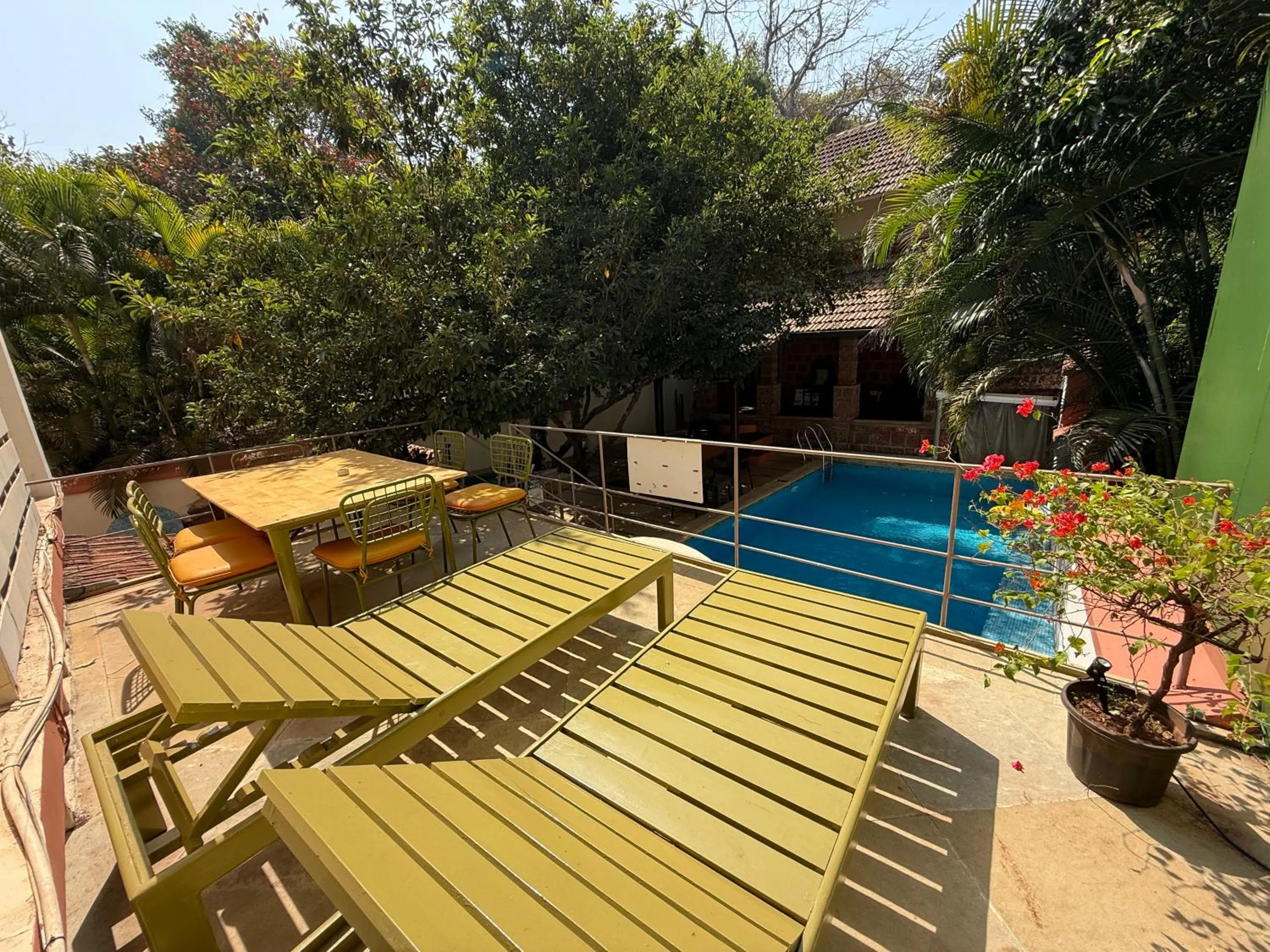 Patio in Lar Amorosa Boutique Hotel - Goa