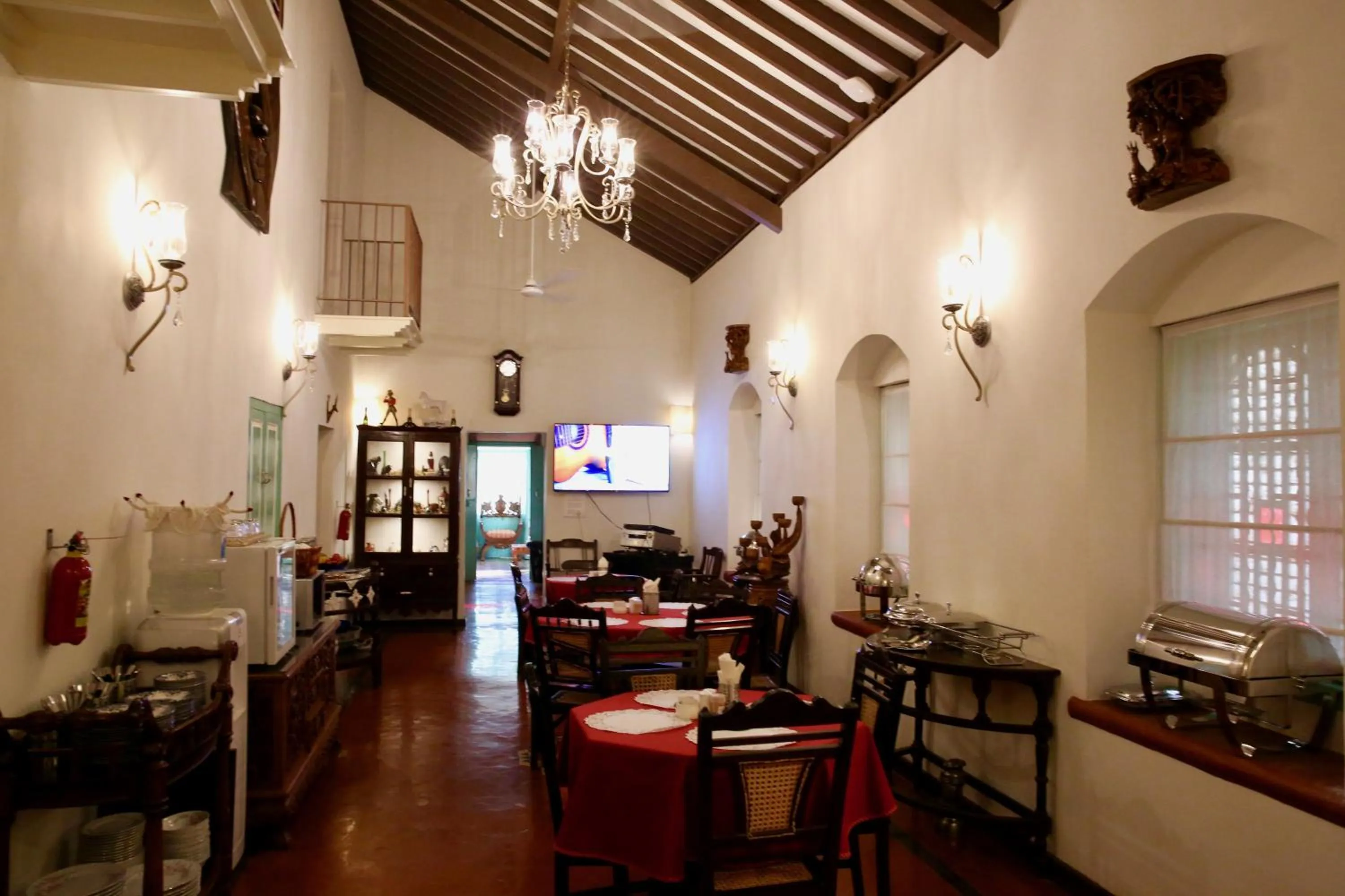 TV and multimedia in Lar Amorosa Boutique Hotel - Goa