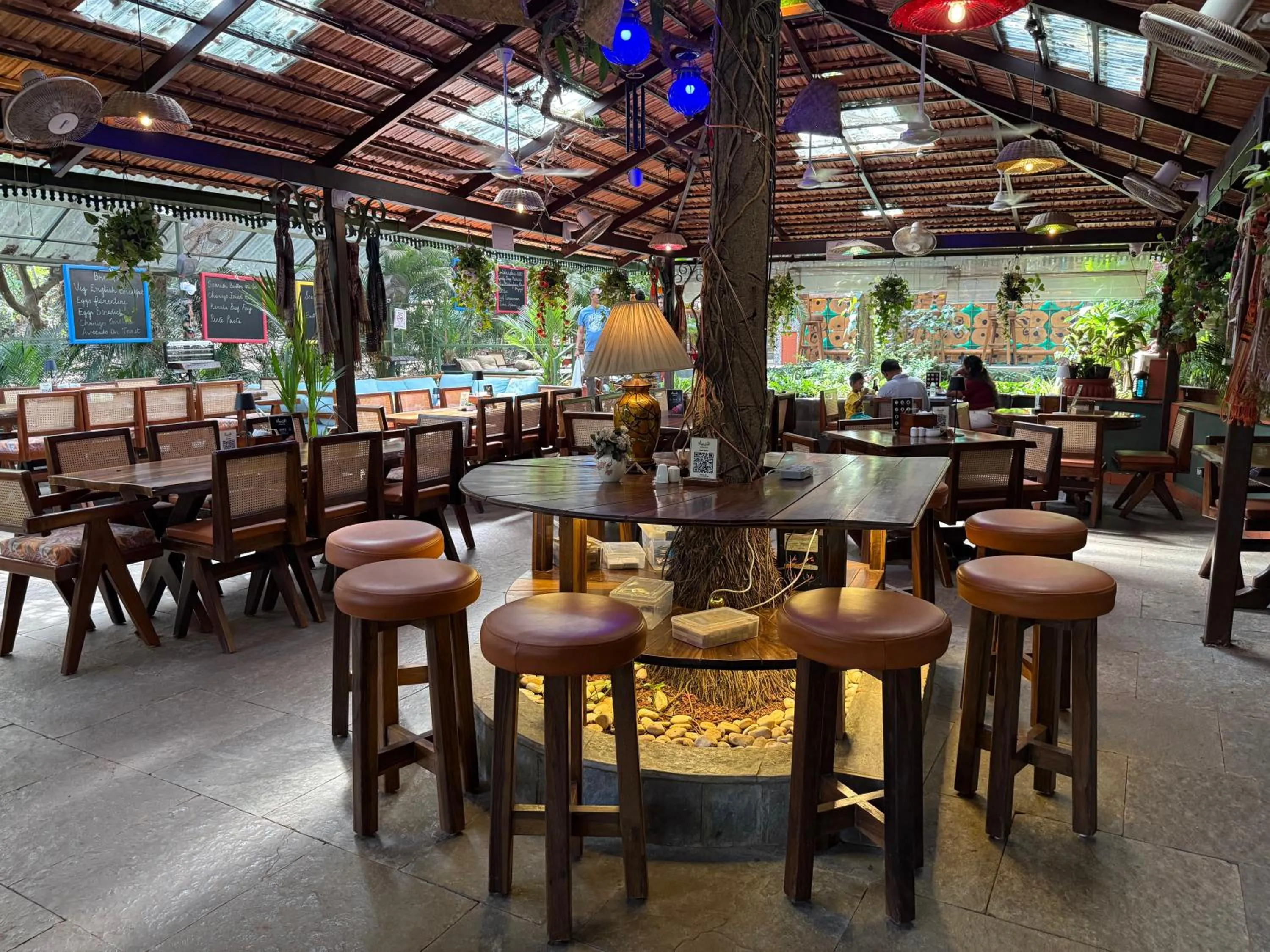 Restaurant/places to eat in Lar Amorosa Boutique Hotel - Goa