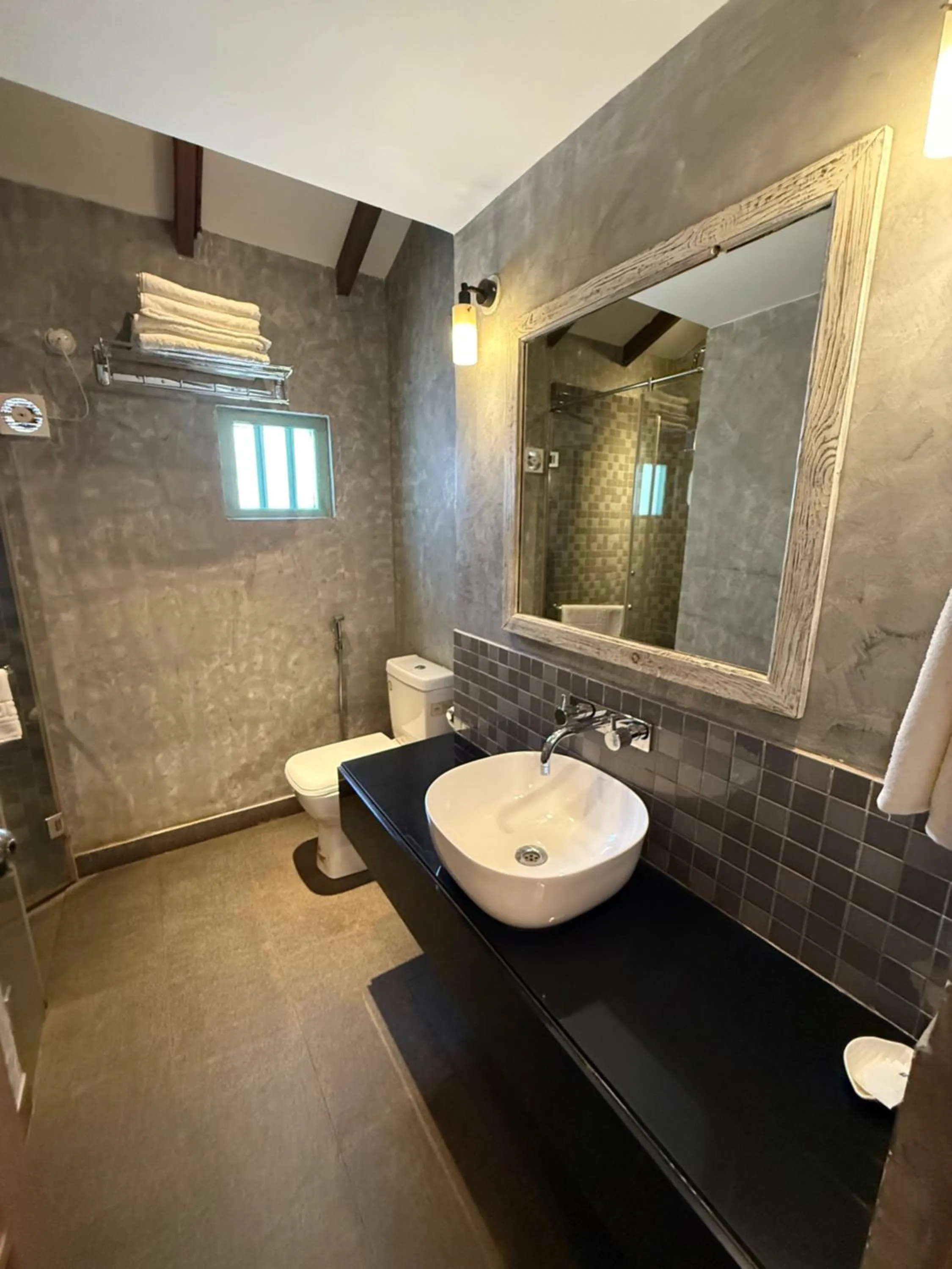 towels in Lar Amorosa Boutique Hotel - Goa