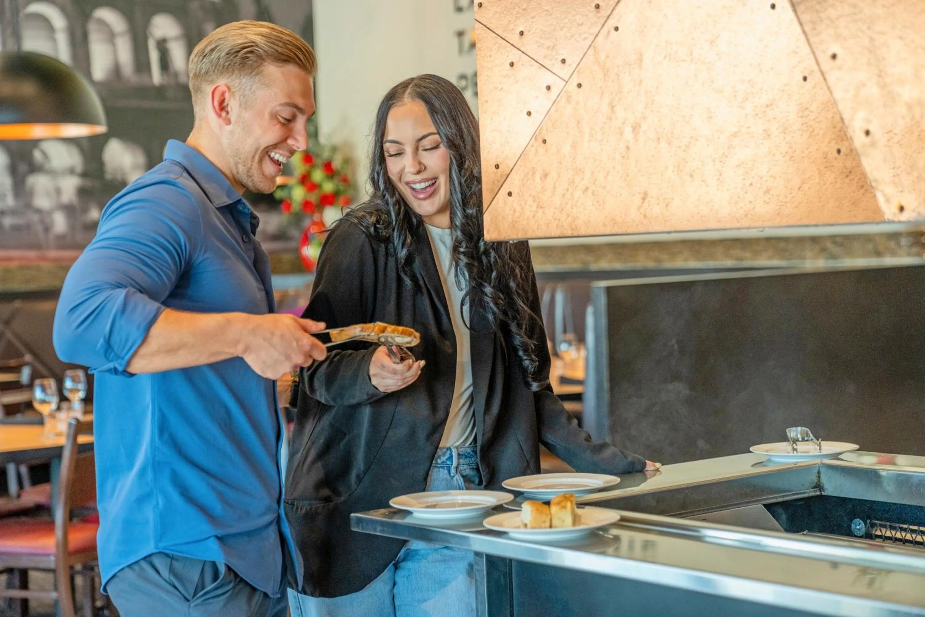 Restaurant/places to eat in Acclaim Hotel by CLIQUE