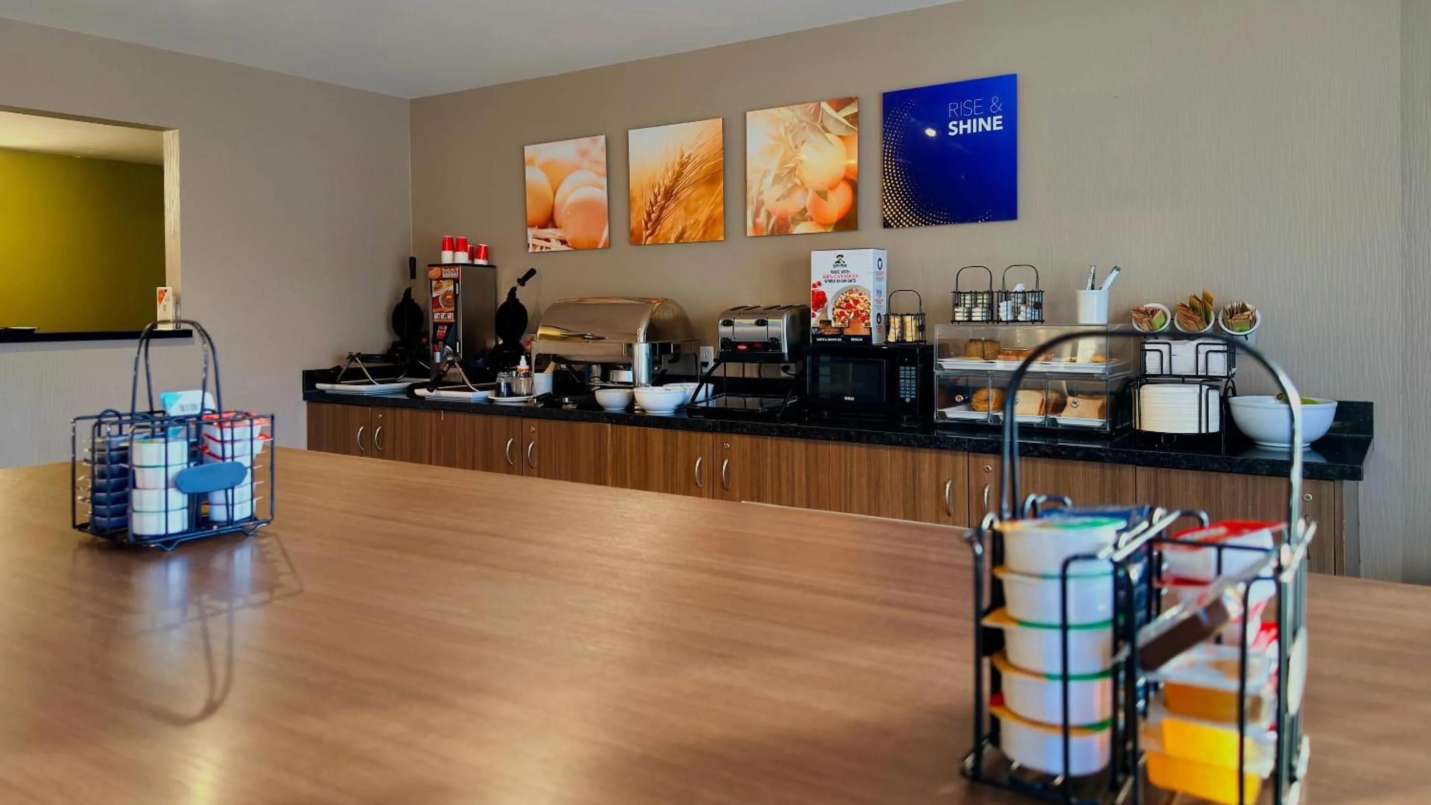 Breakfast in Comfort Inn