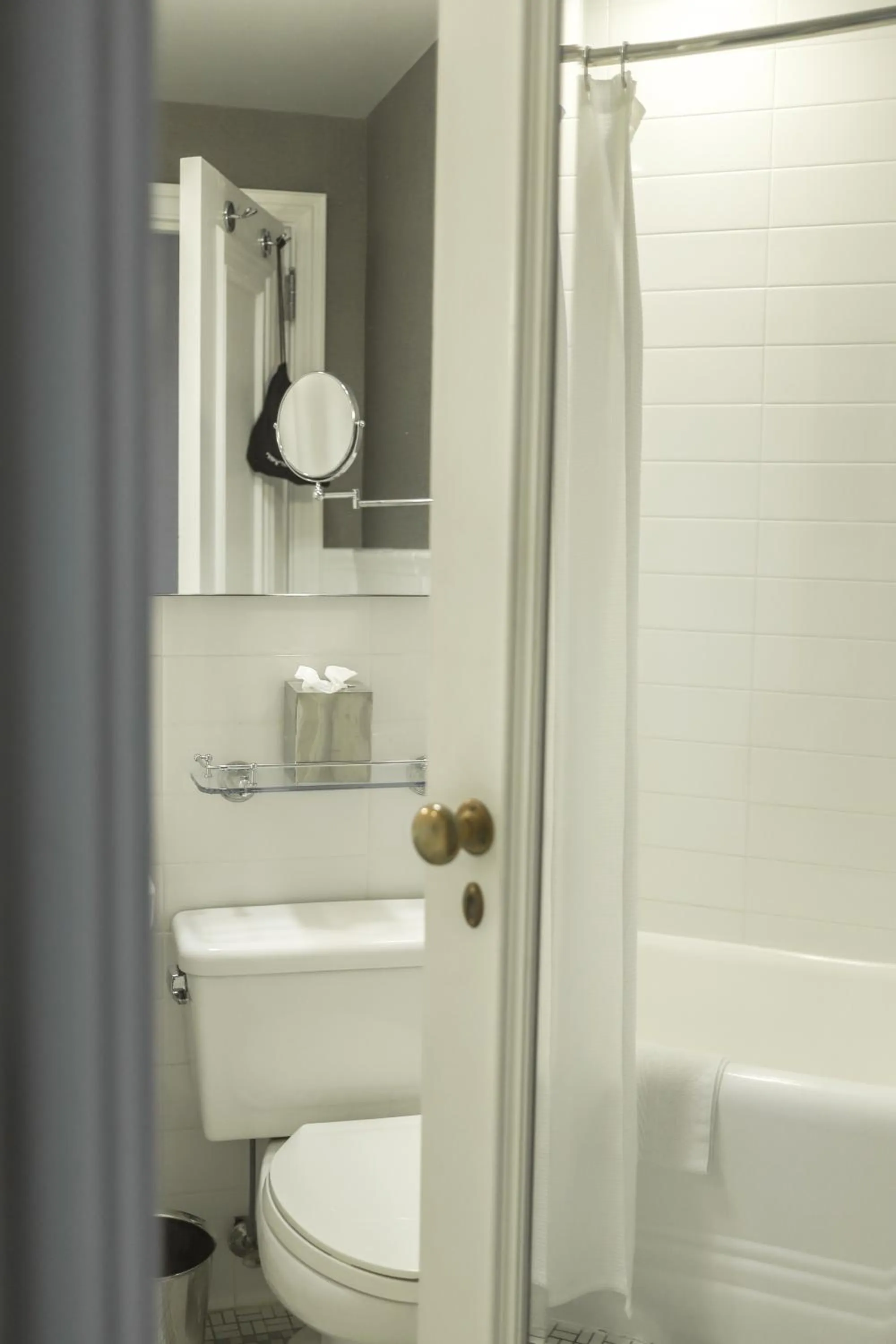 Bathroom in Delta Hotels by Marriott Bessborough