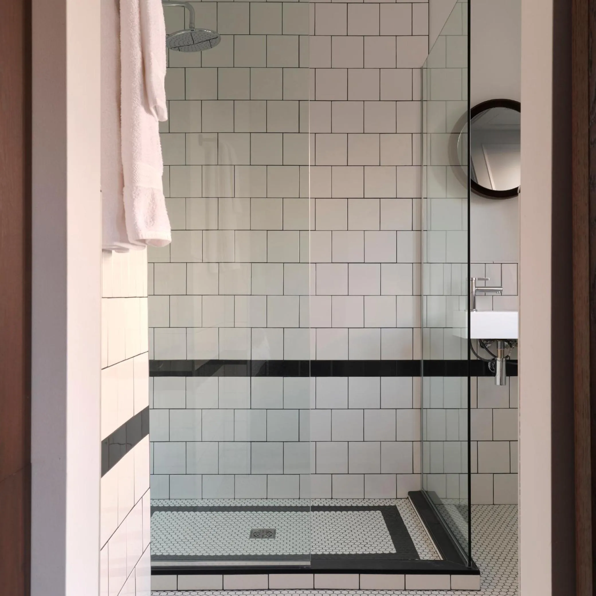 Shower in Hotel Cap Diamant