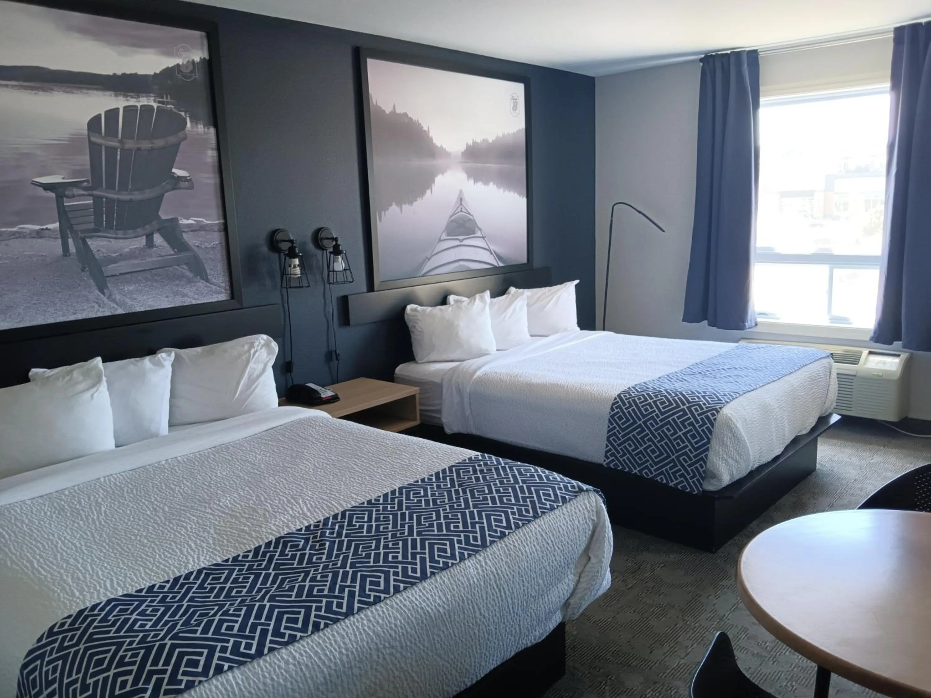 Bed in Super 8 by Wyndham St-Jerome