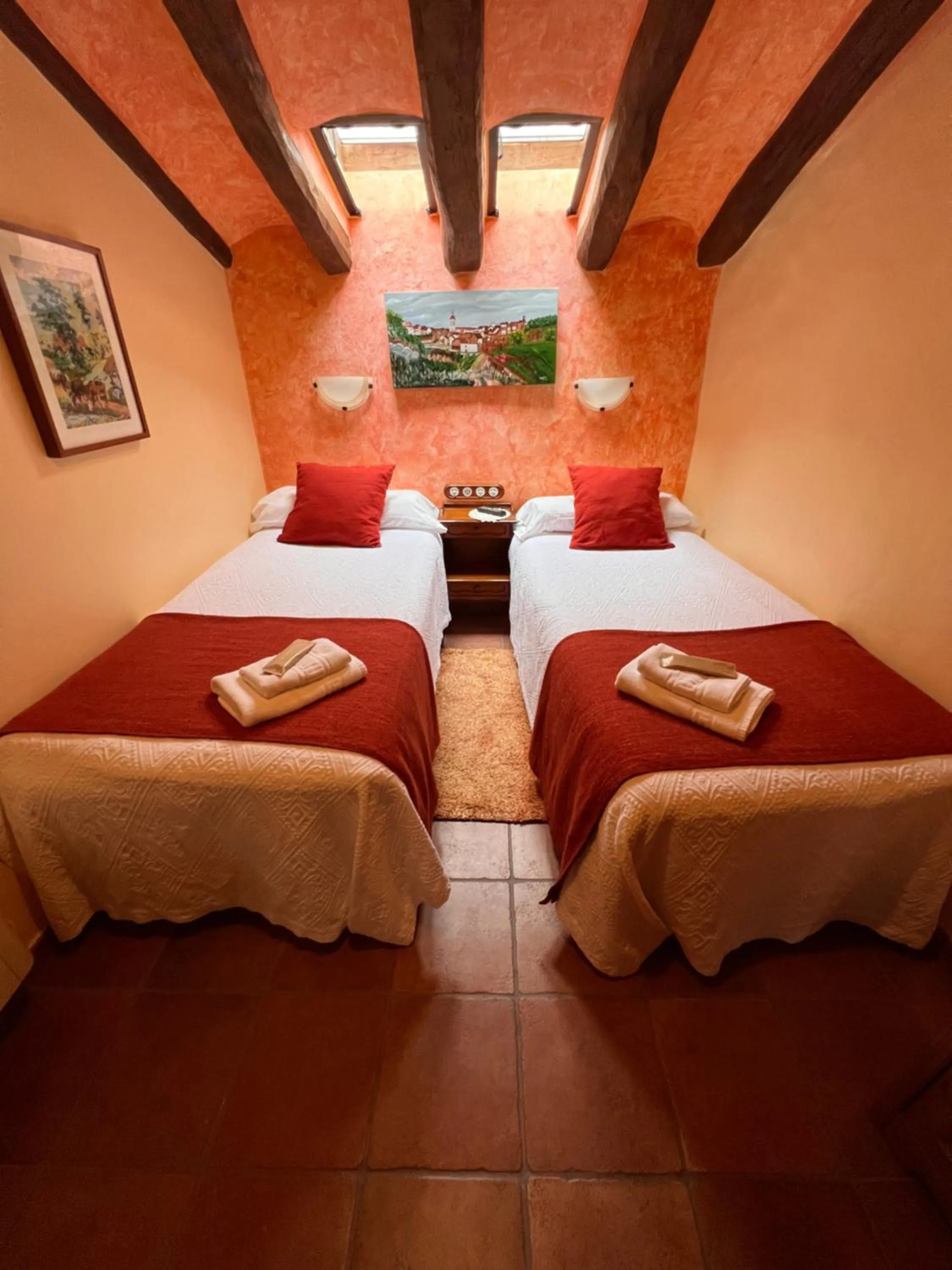 Bedroom, Bed in El Molí de Pontons suites con jacuzzi spa