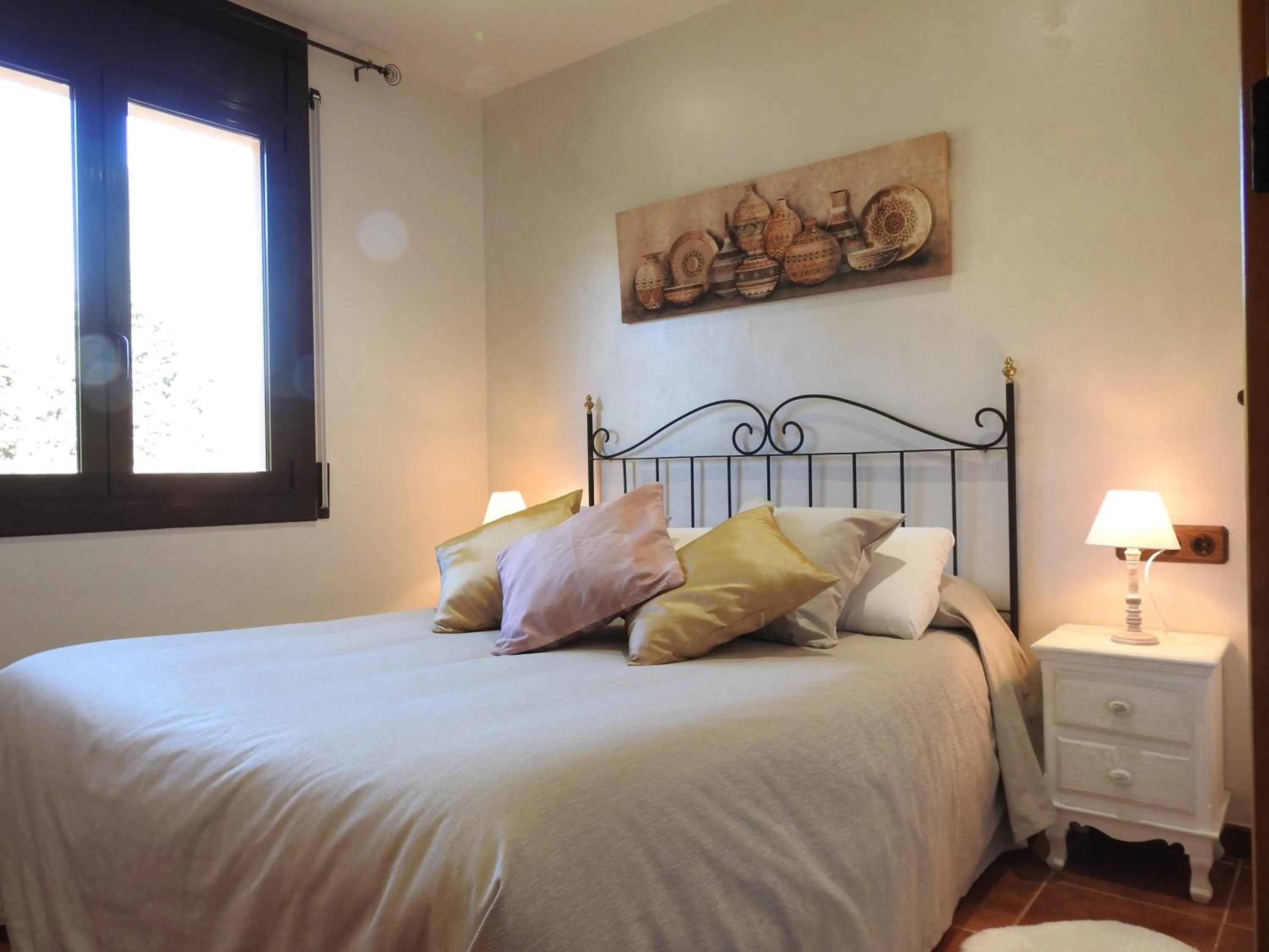 Bed in El Molí de Pontons suites con jacuzzi spa