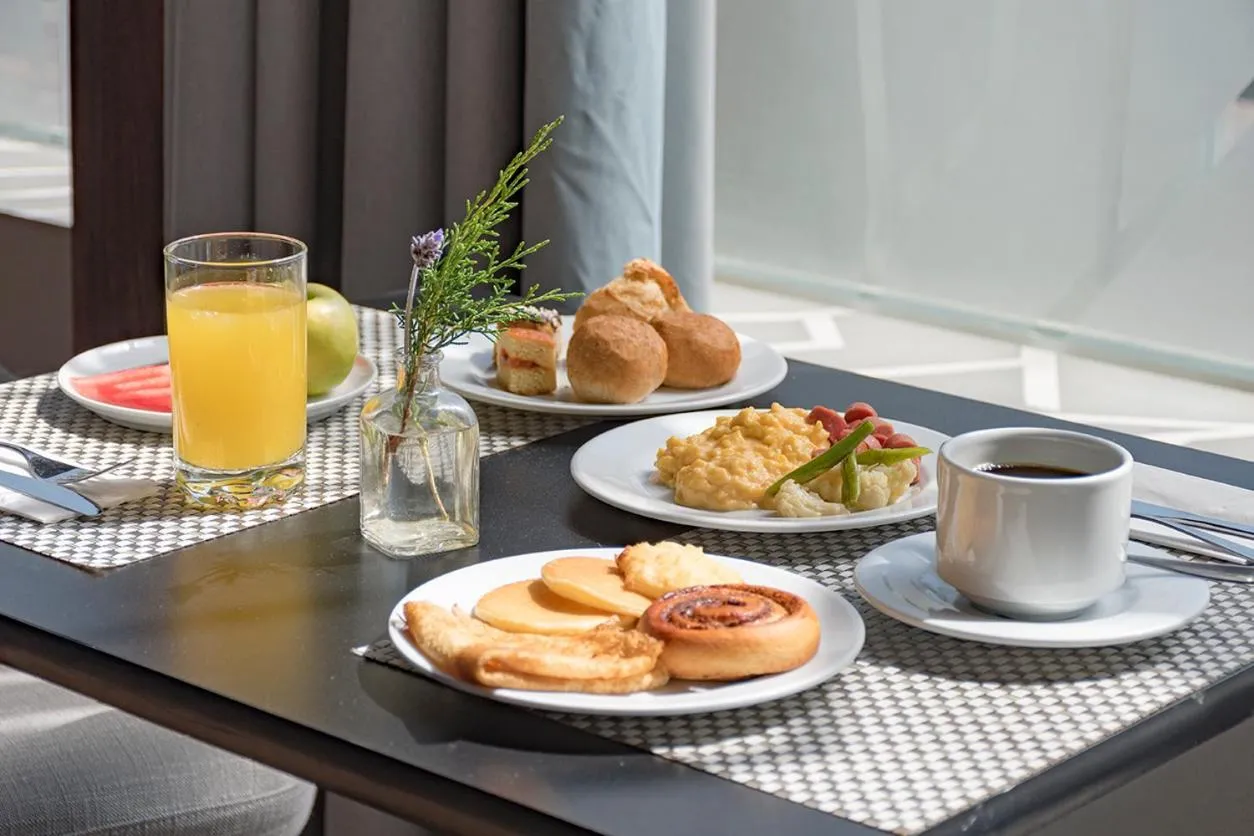 Breakfast in Hotel Rennova