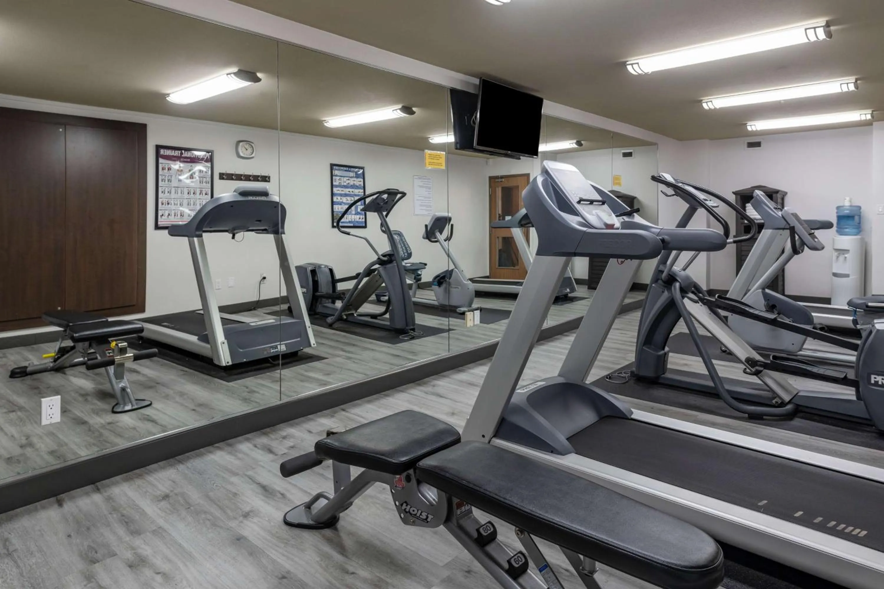Spa and wellness centre/facilities in Best Western Dartmouth Hotel & Suites
