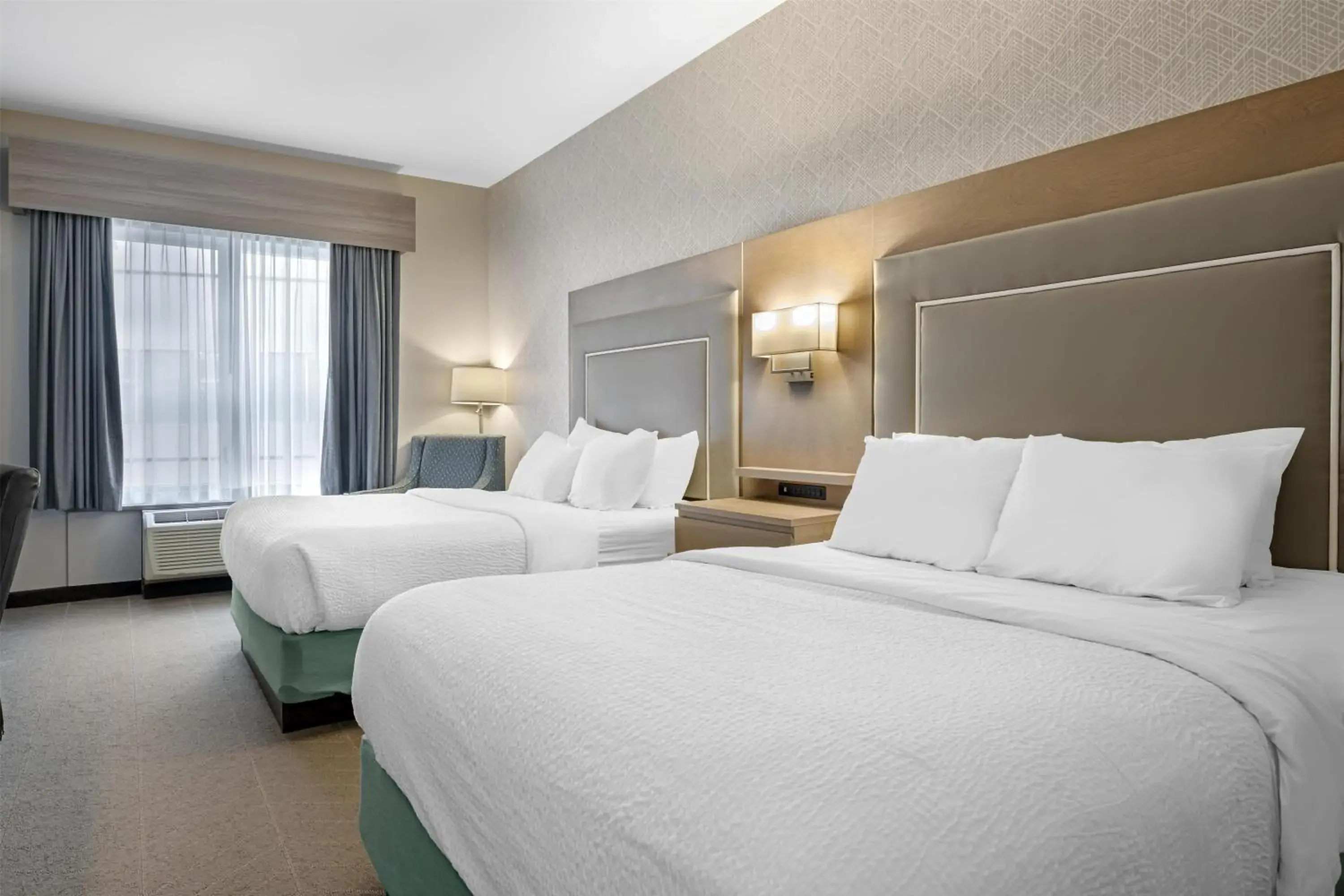Queen Room with Two Queen Beds and Roll-In Shower - Disability AccessNon-Smoking in Best Western Plus Dartmouth Hotel & Suites Queen Room with Two Queen Beds and Roll-In Shower - Disability AccessNon-Smoking in Best Western Plus Dartmouth Hotel & Suites