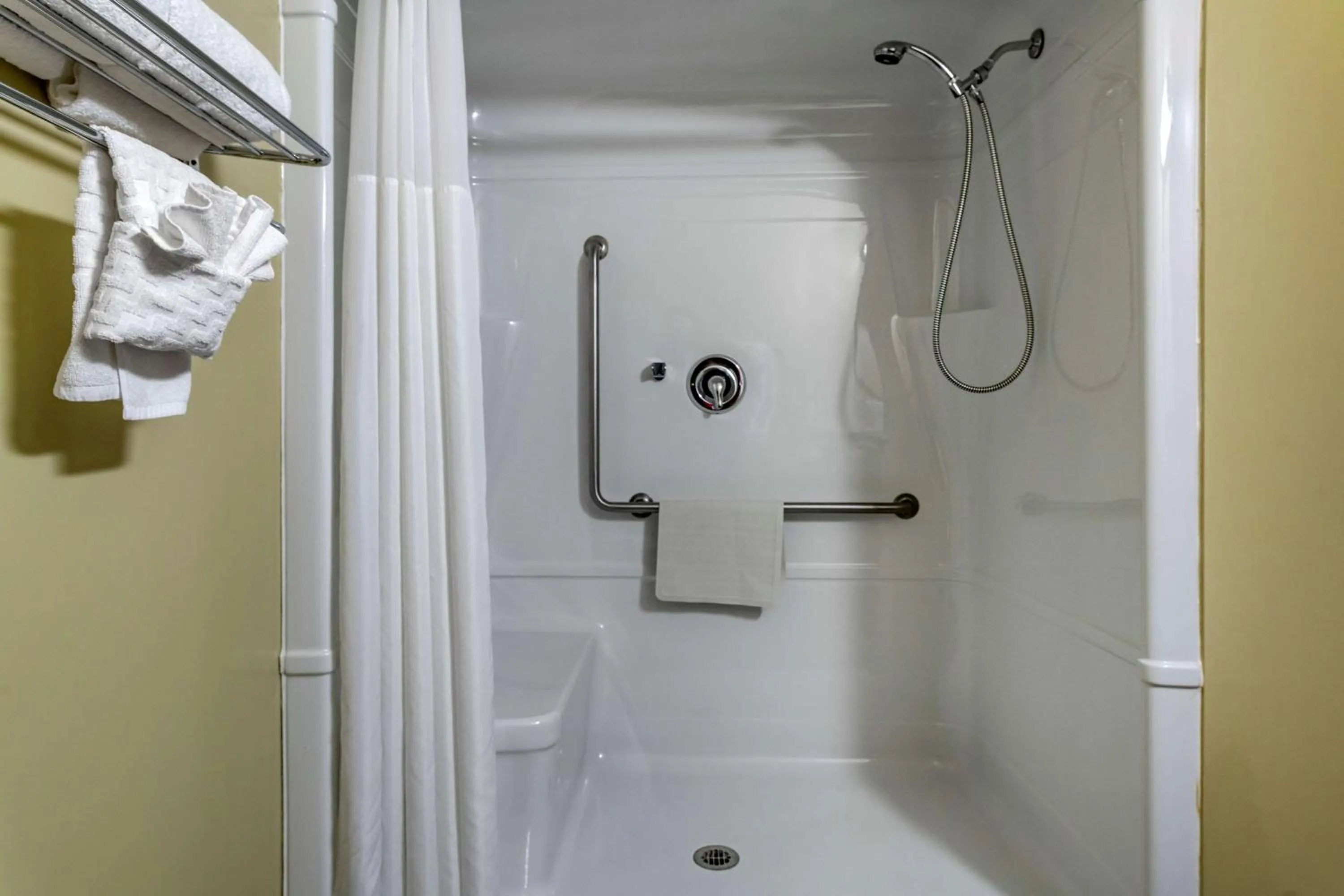 Bathroom in Best Western Dartmouth Hotel & Suites