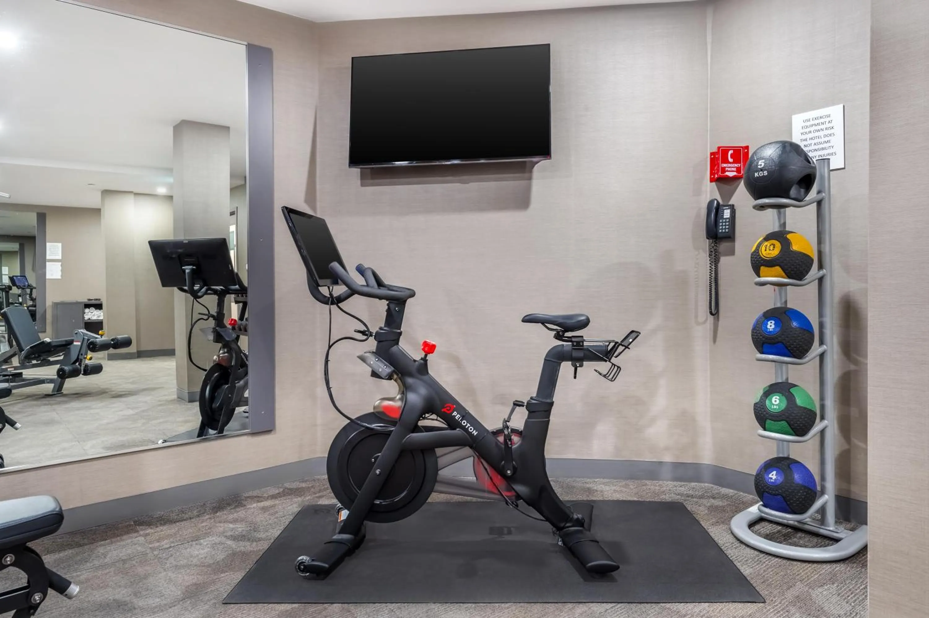 Fitness centre/facilities in Best Western Plus Ottawa City Centre