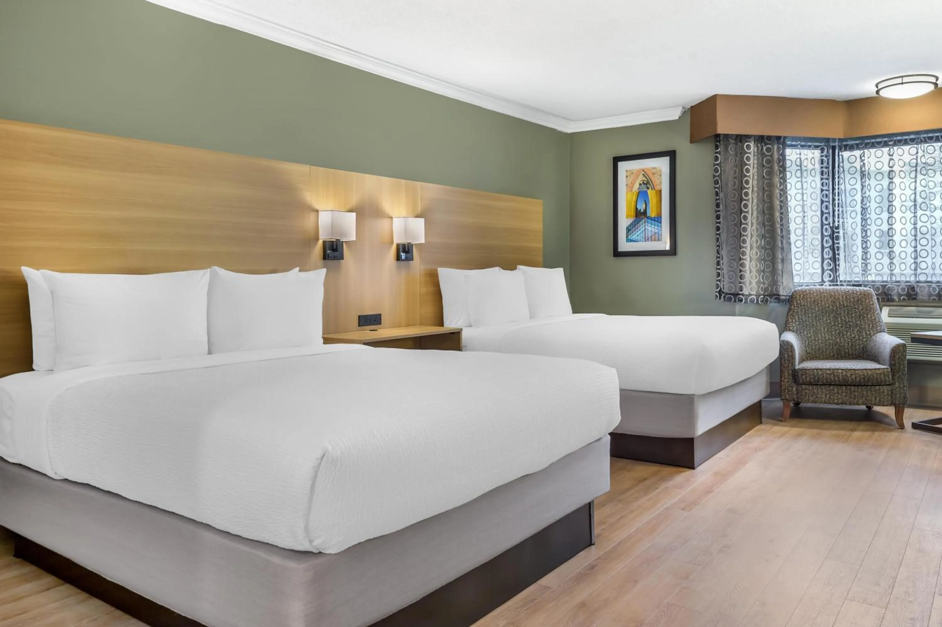 Bedroom, Bed in Best Western Plus Ottawa City Centre