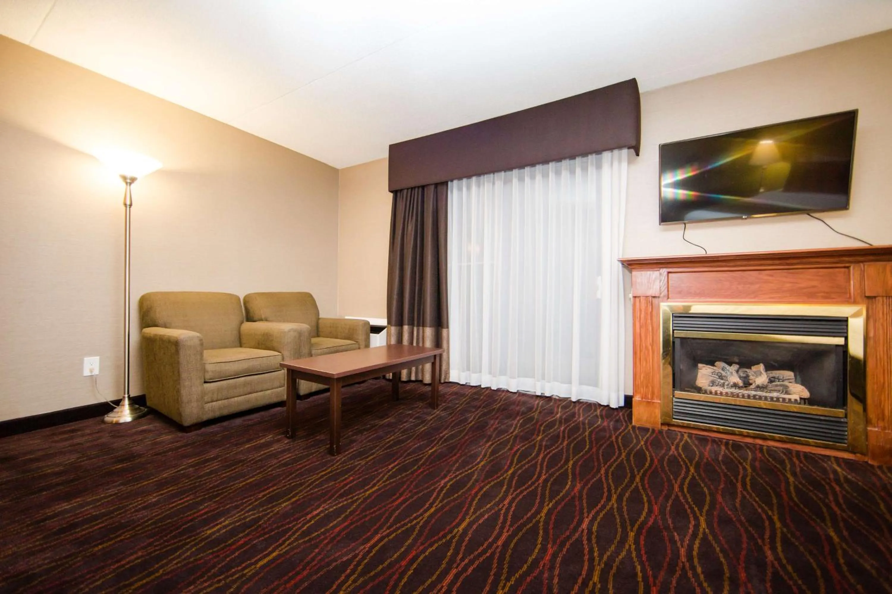 Photo of the whole room in Best Western Plus Ottawa Kanata Hotel and Conference Centre