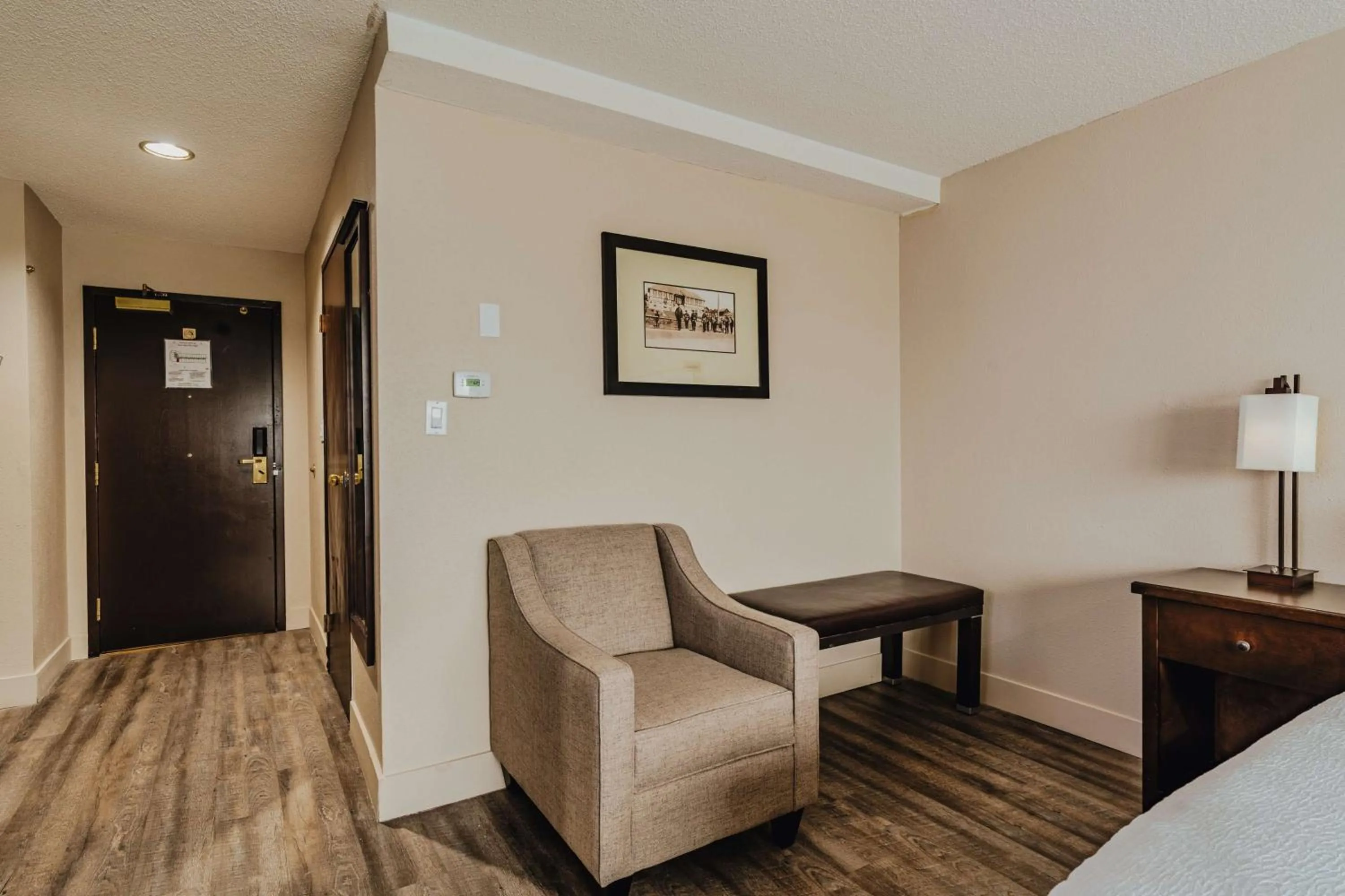 Bedroom in SureStay Plus by Best Western Coquitlam