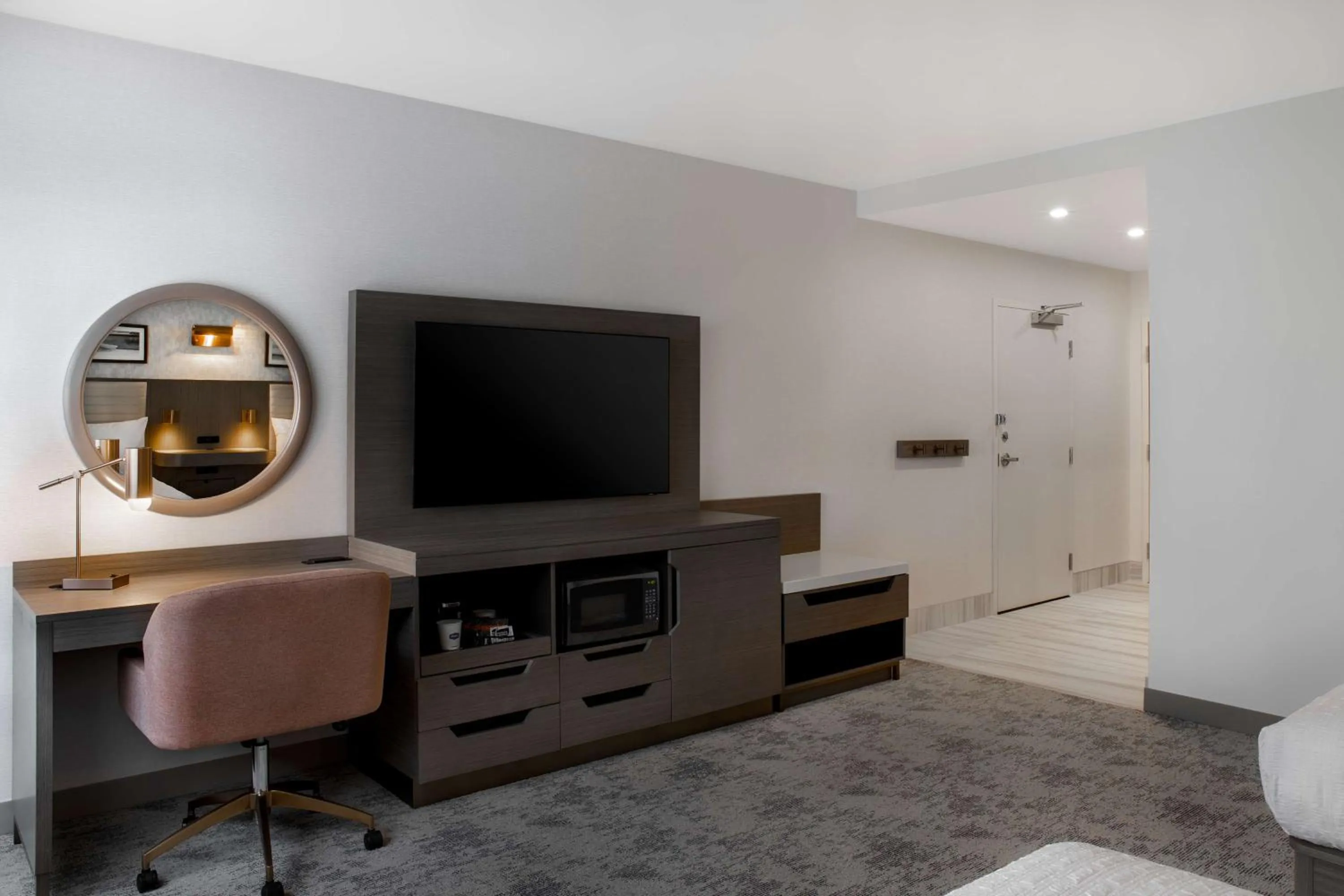 Bedroom in Hampton Inn By Hilton Winnipeg Downtown