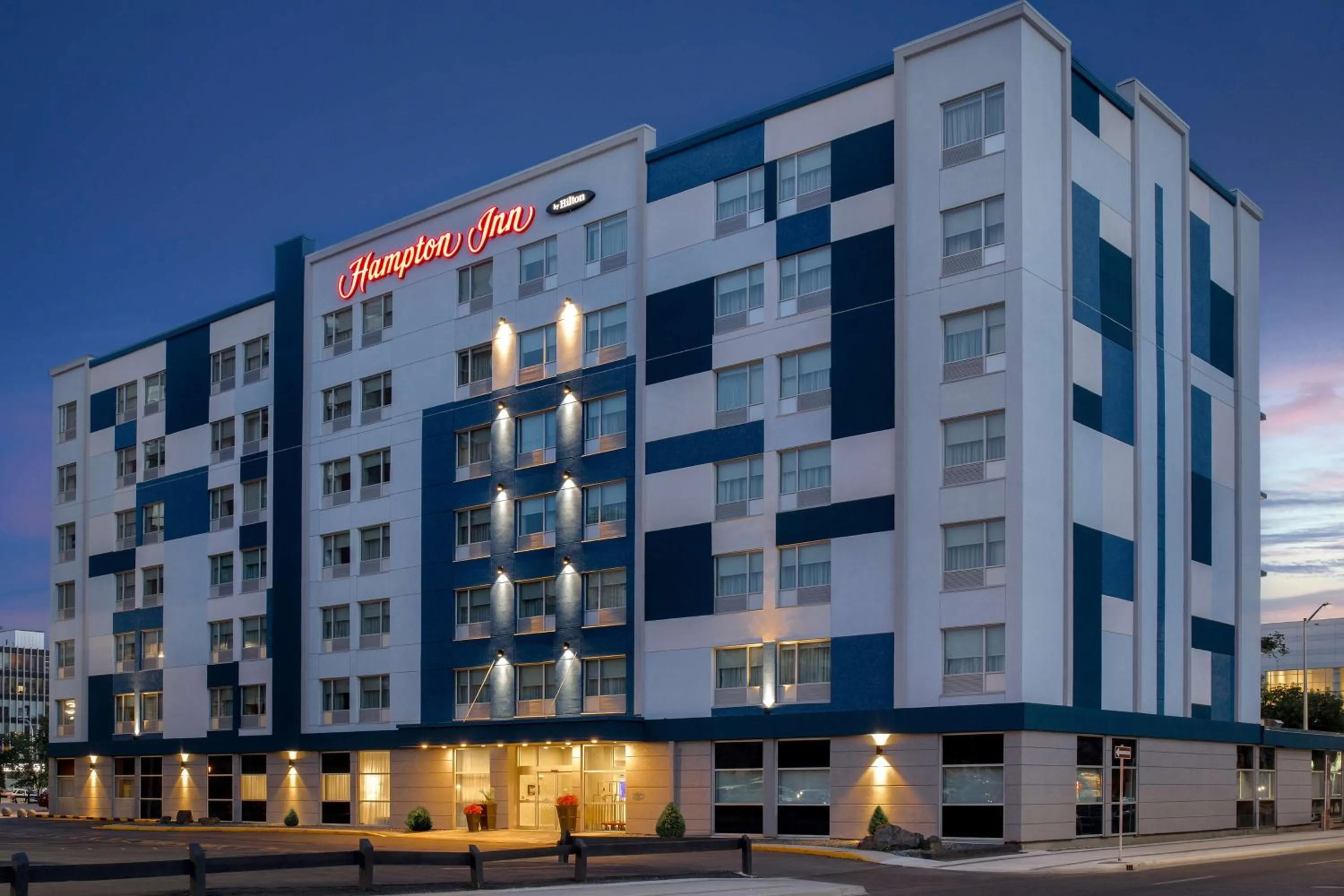 Property building in Hampton Inn By Hilton Winnipeg Downtown