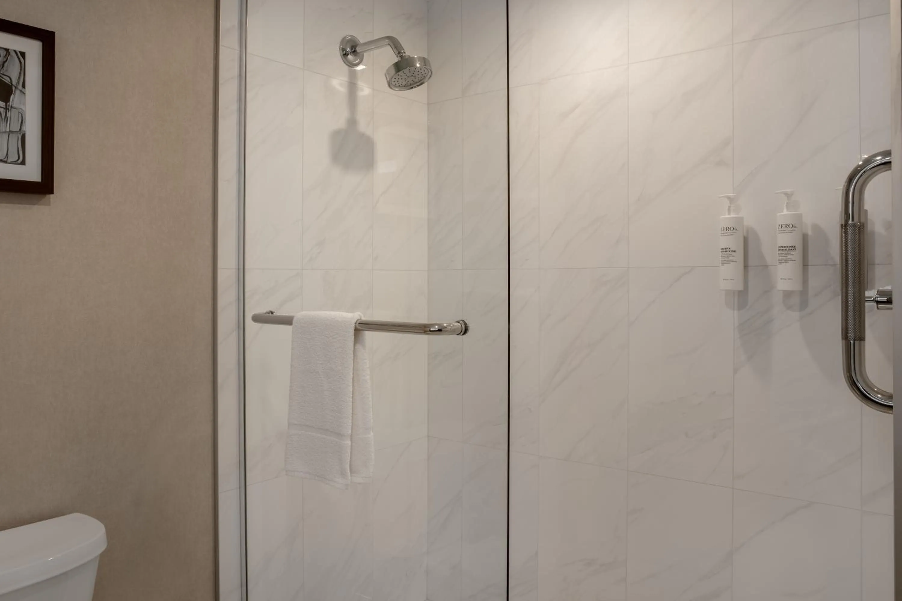 Shower in Hampton Inn By Hilton Winnipeg Downtown