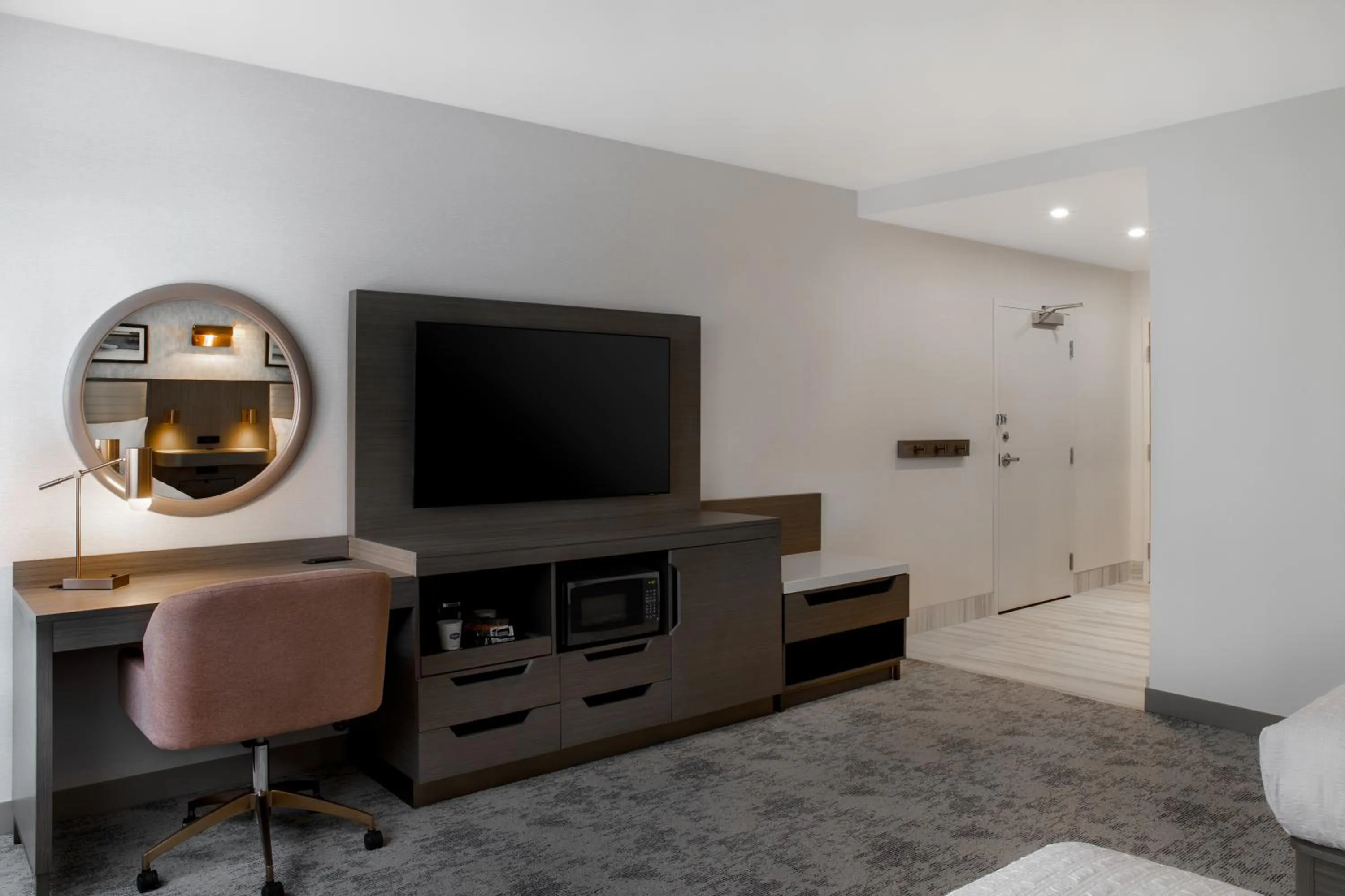 TV and multimedia in Hampton Inn By Hilton Winnipeg Downtown