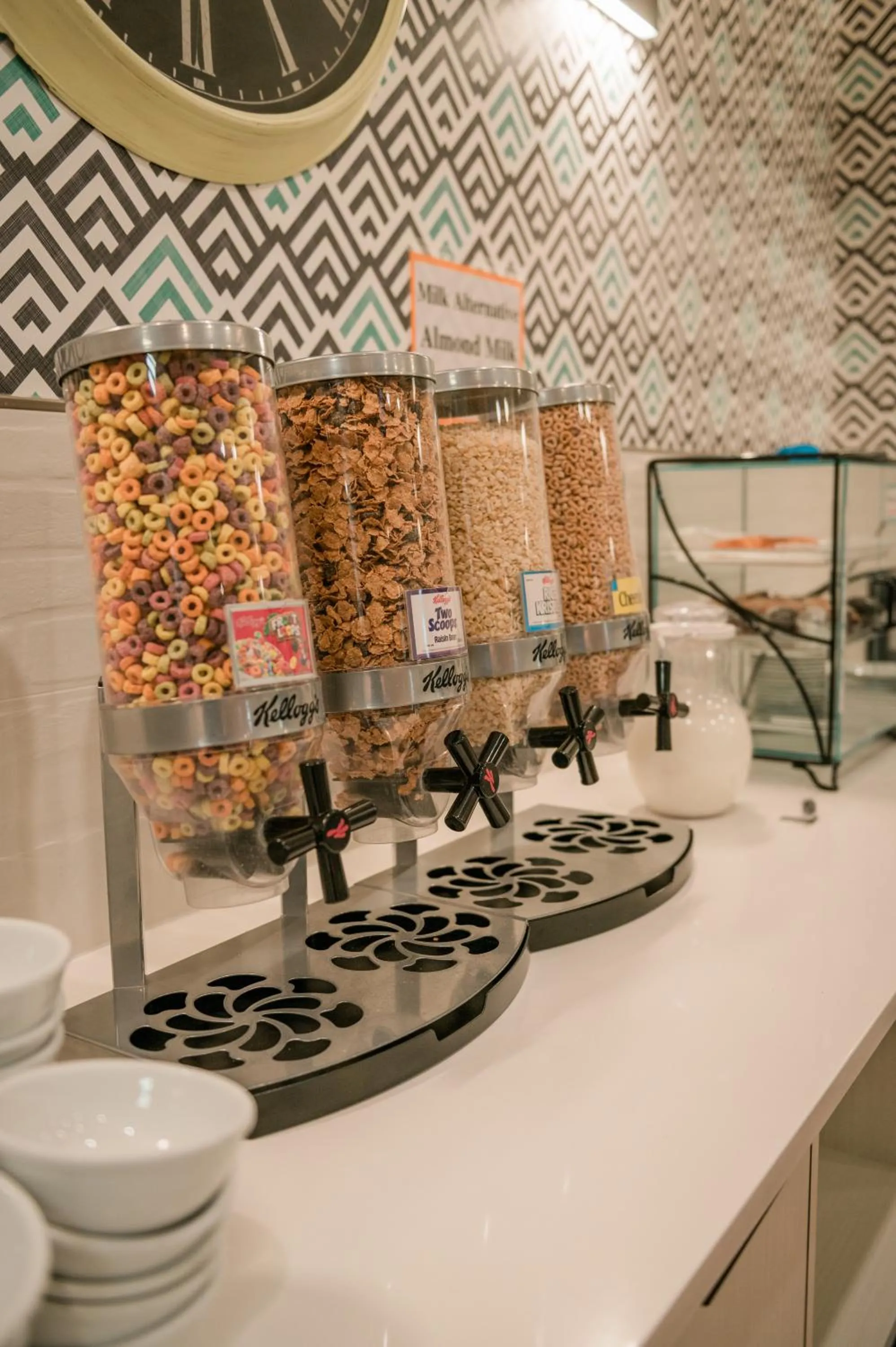 Restaurant/places to eat in Mount Robson Inn