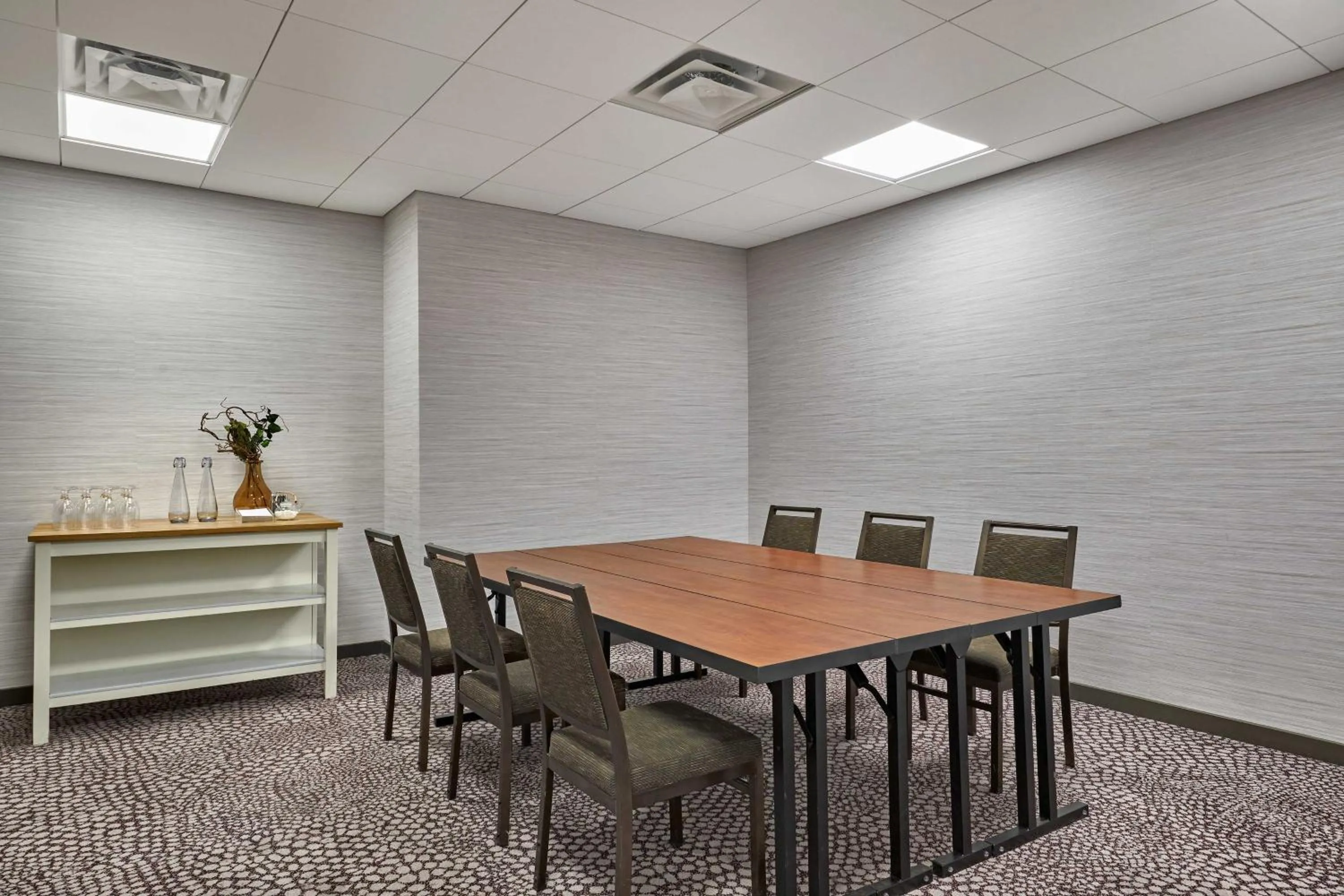 Meeting/conference room in The Westin Edmonton