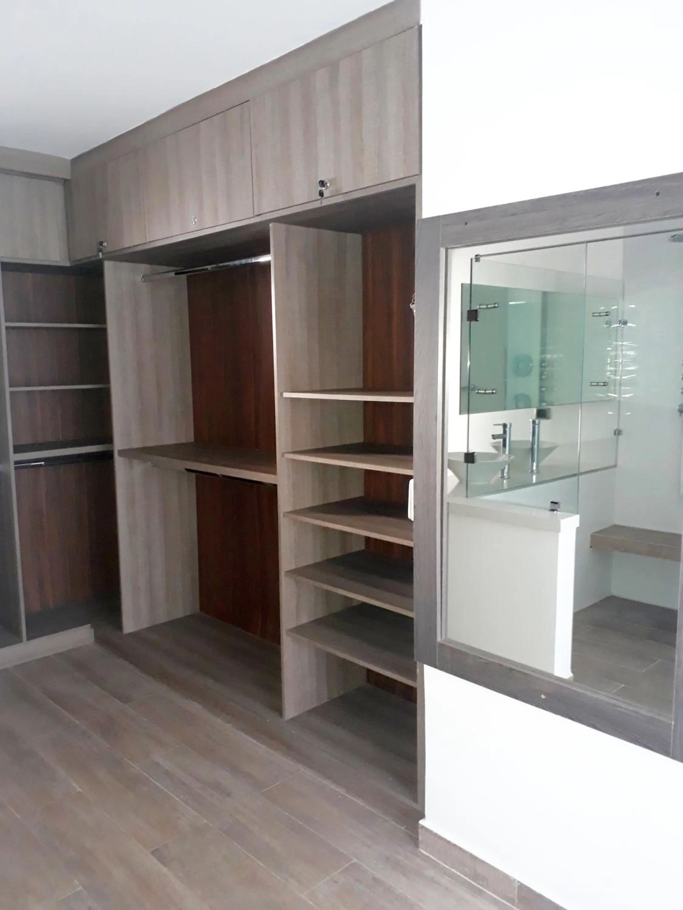 Photo of the whole room in Hotel Jardin de Laureles Jeps