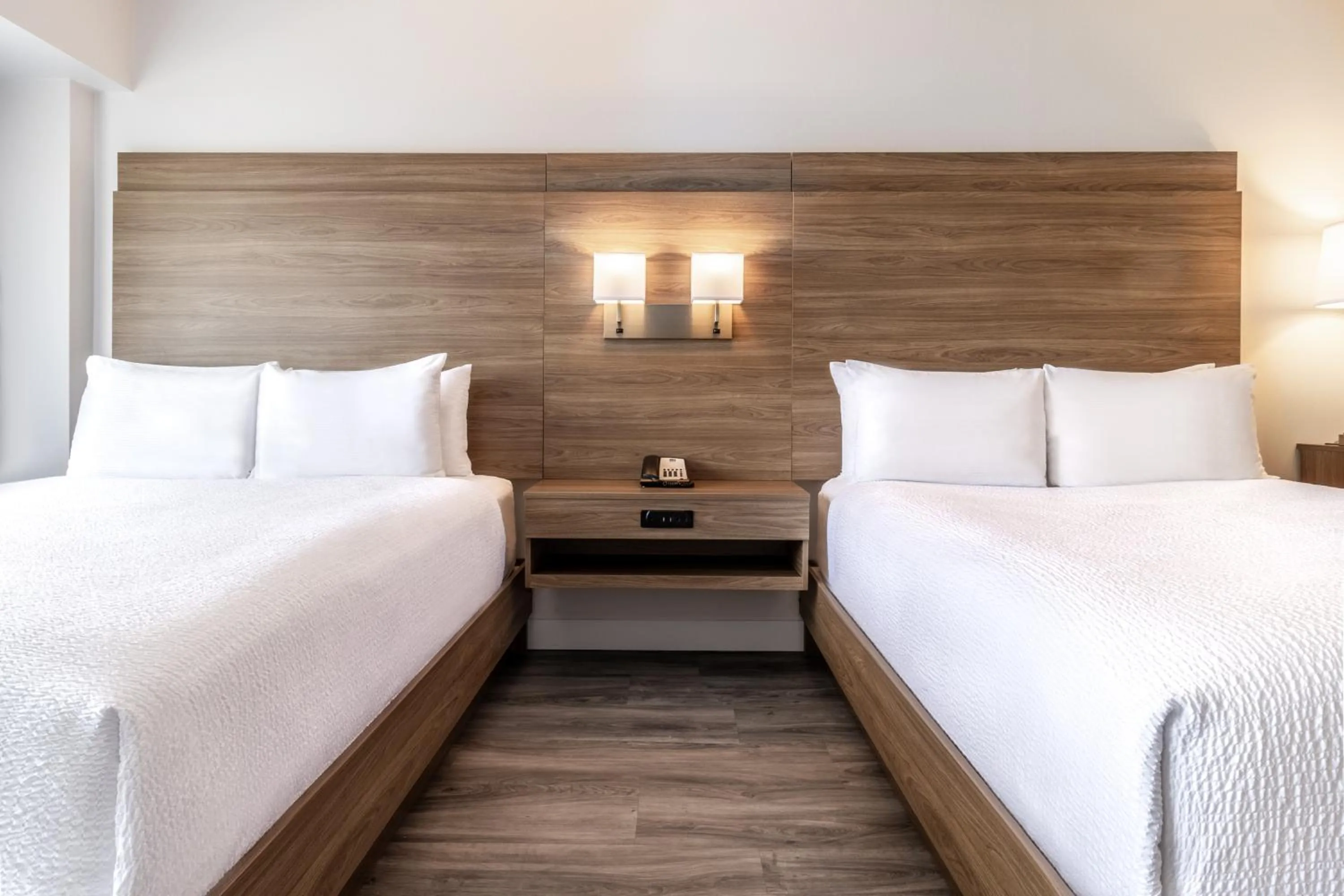 Bed in Atrium Hotel Vancouver