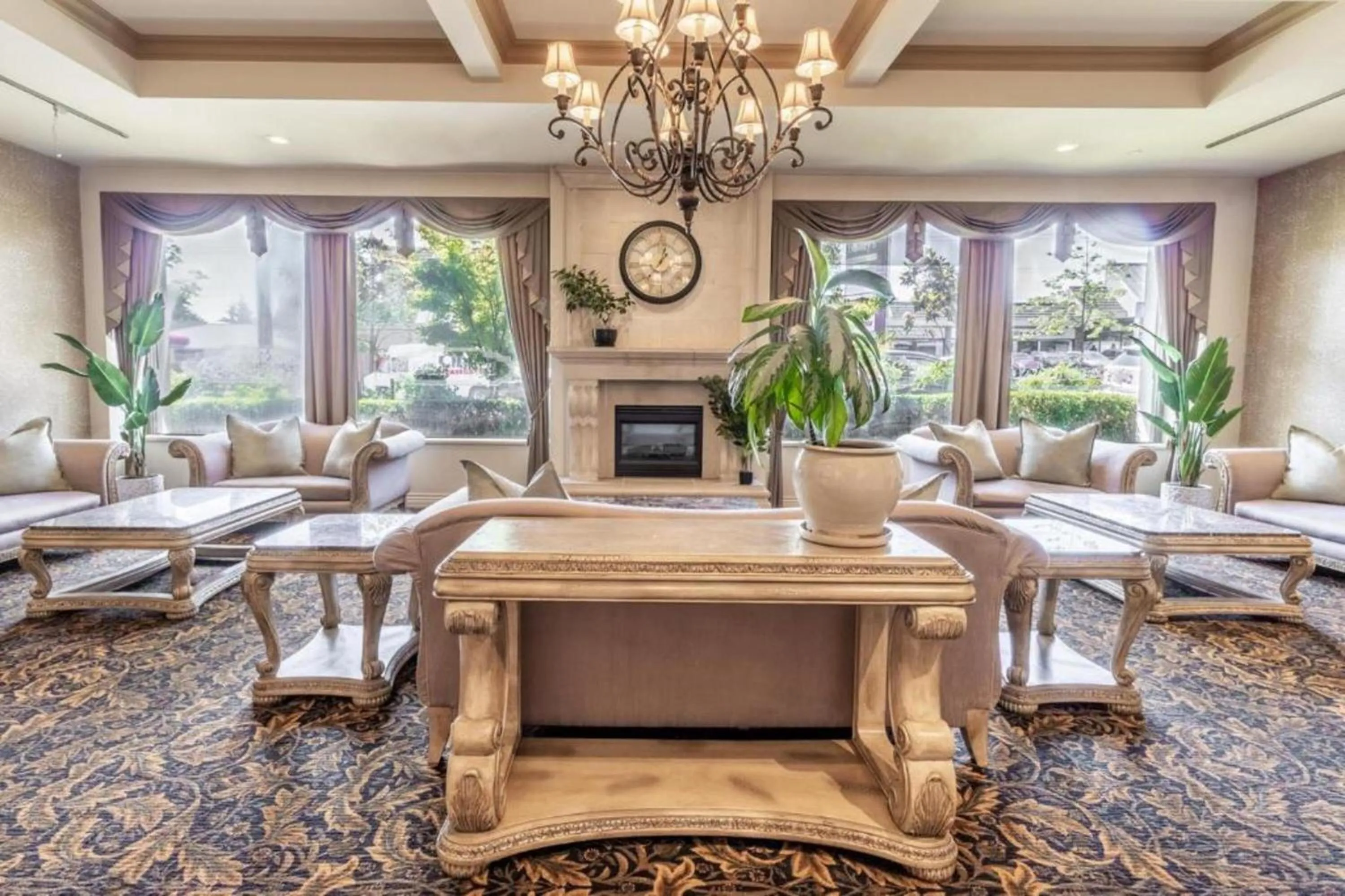 Living room in Atrium Hotel Vancouver
