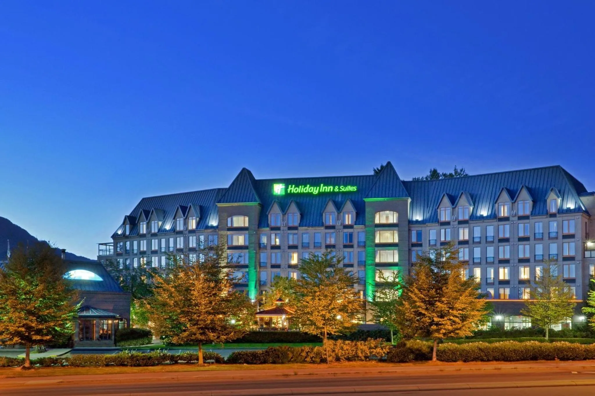 Property building in Holiday Inn & Suites North Vancouver by IHG