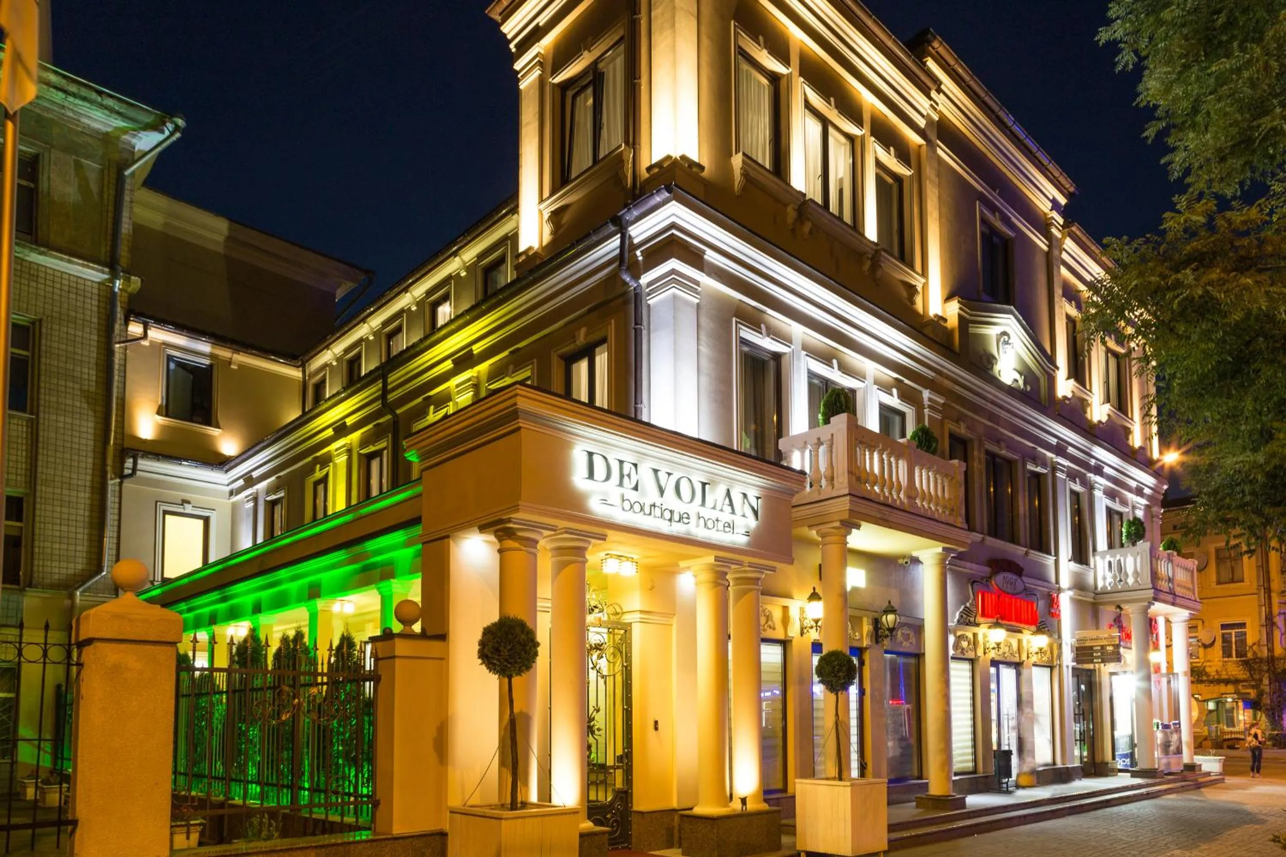 Property building in De Volan Boutique Hotel