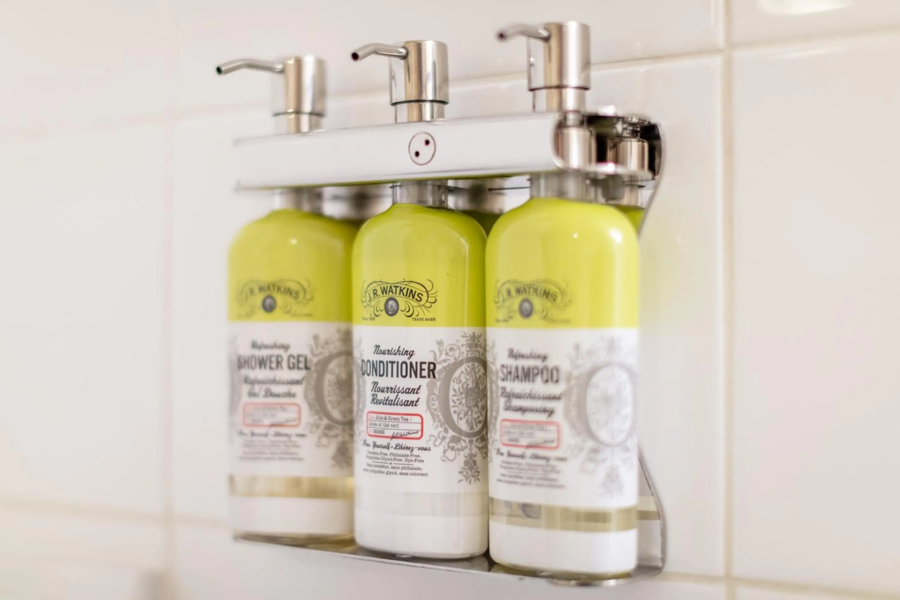 Photo of the whole room in Holiday Inn Express & Suites Riverport Richmond by IHG