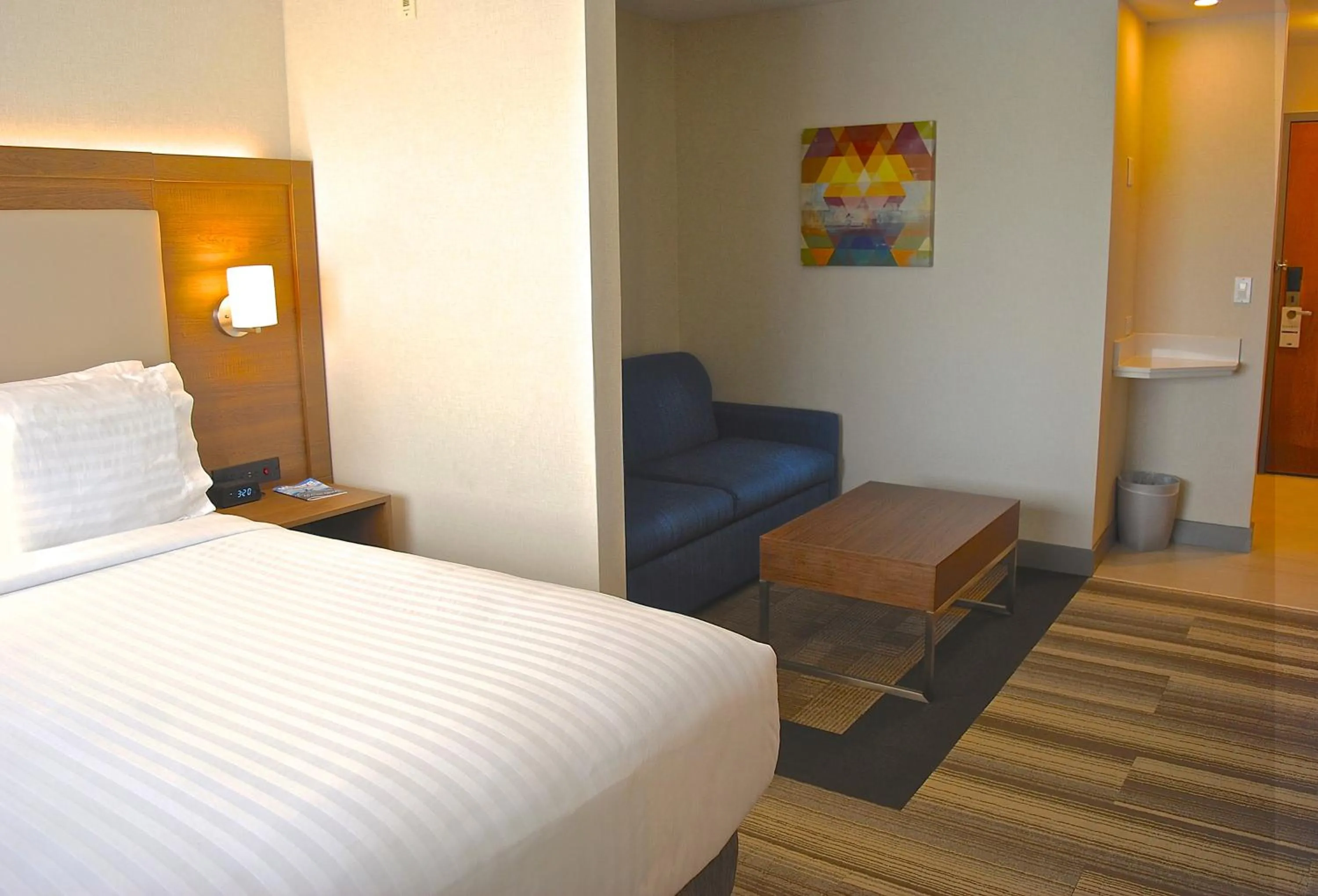 Photo of the whole room, Bed in Holiday Inn Express Vancouver Airport-Richmond by IHG