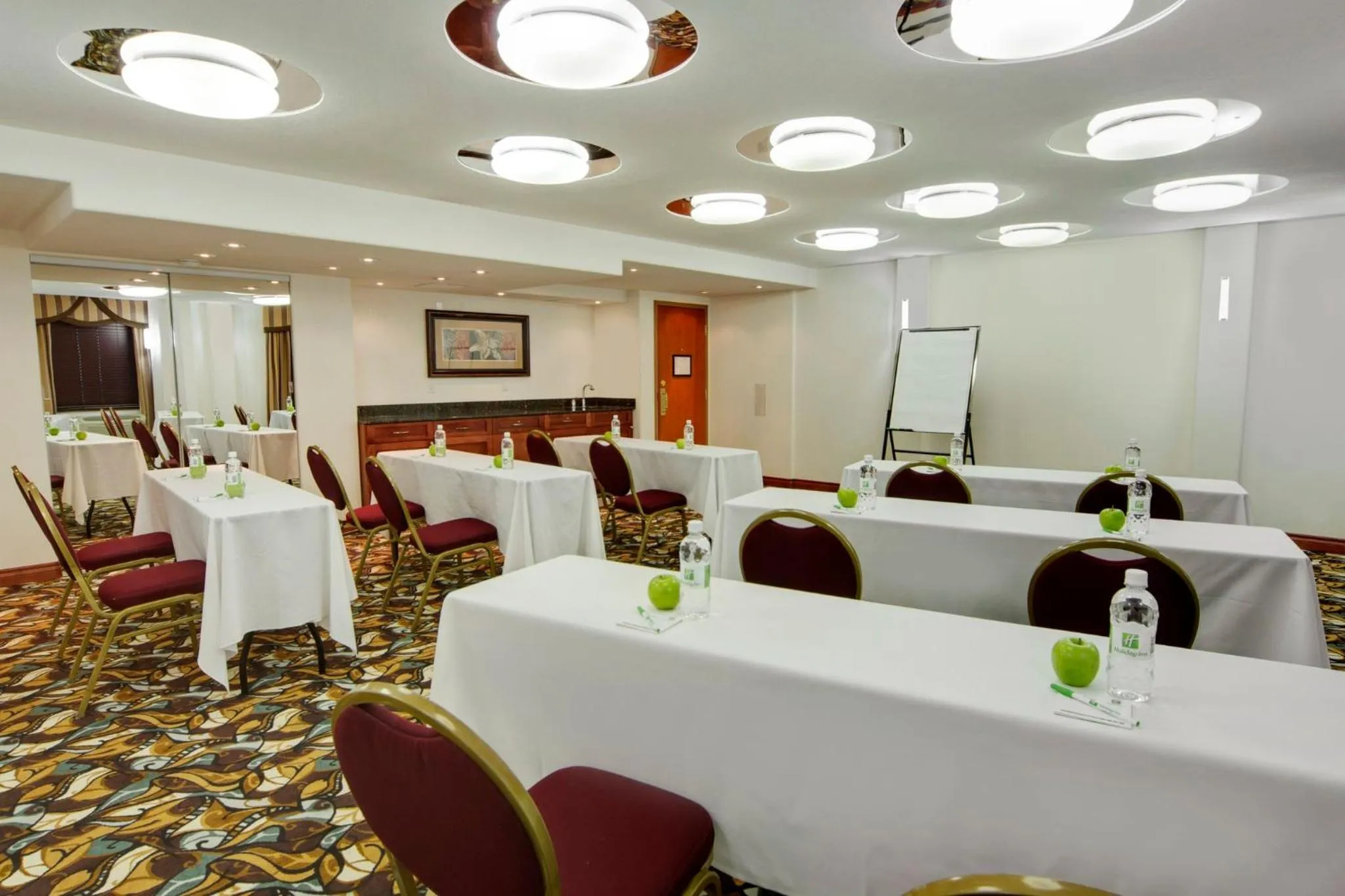 Meeting/conference room in Holiday Inn Calgary Airport by IHG