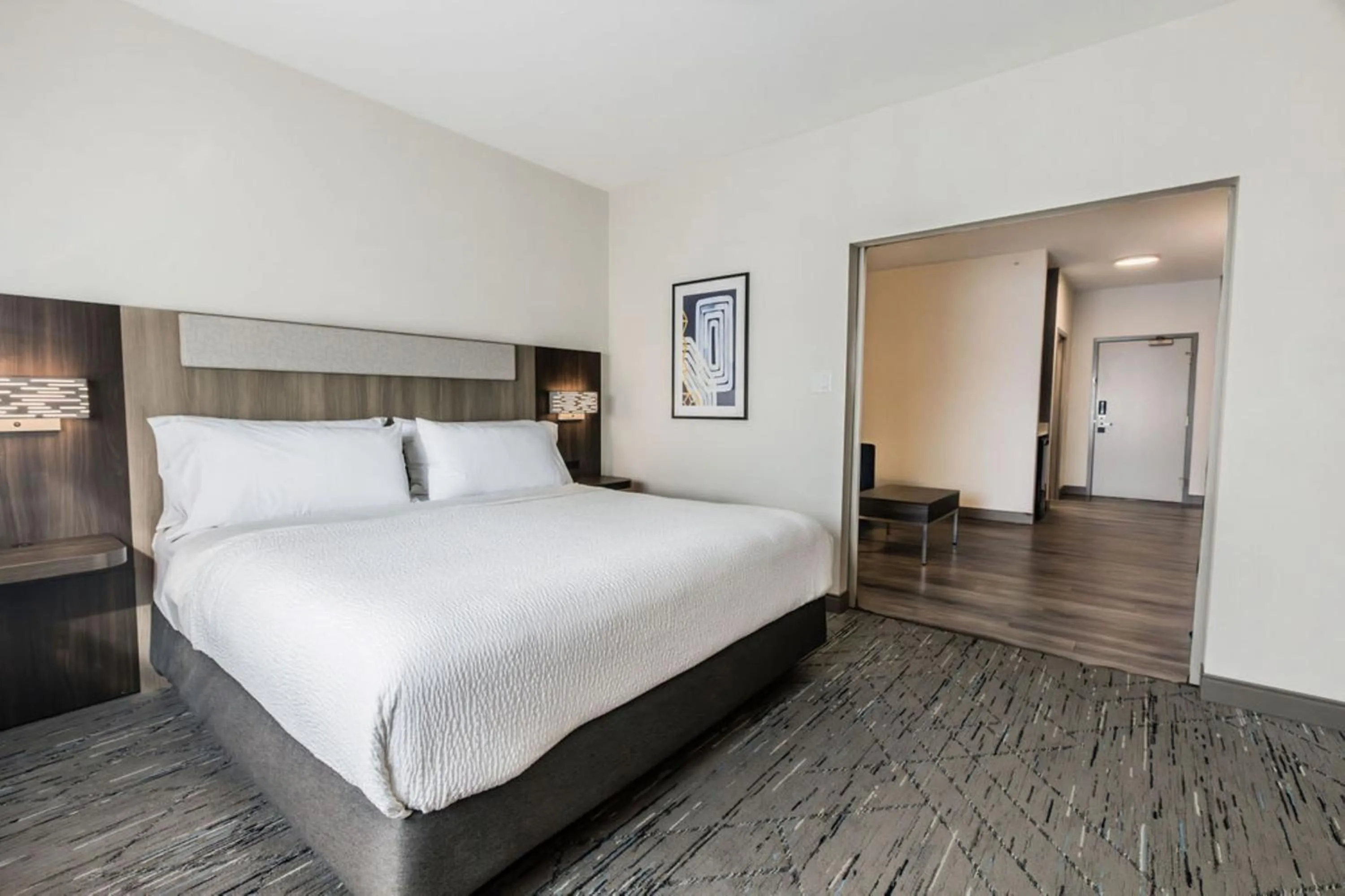 Photo of the whole room, Bed in Holiday Inn Express Calgary South by IHG