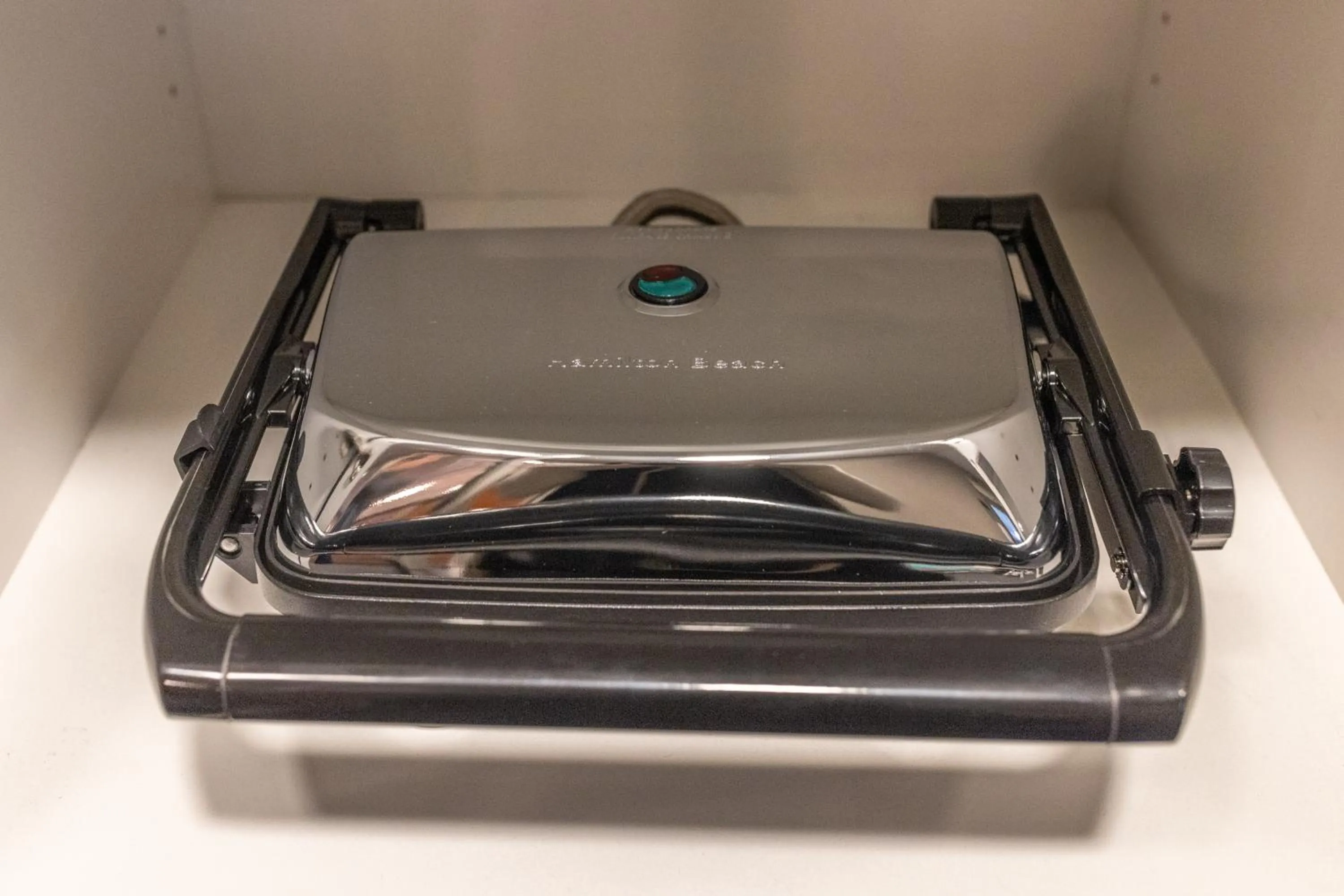 hair dresser in Hôtel Saint-Laurent Montréal